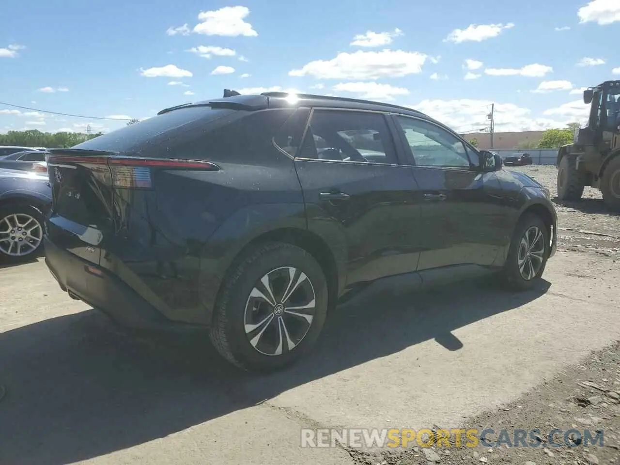 3 fotografías del automóvil dañado JTMABACAXRA088300 TOYOTA BZ4X XLE 2024