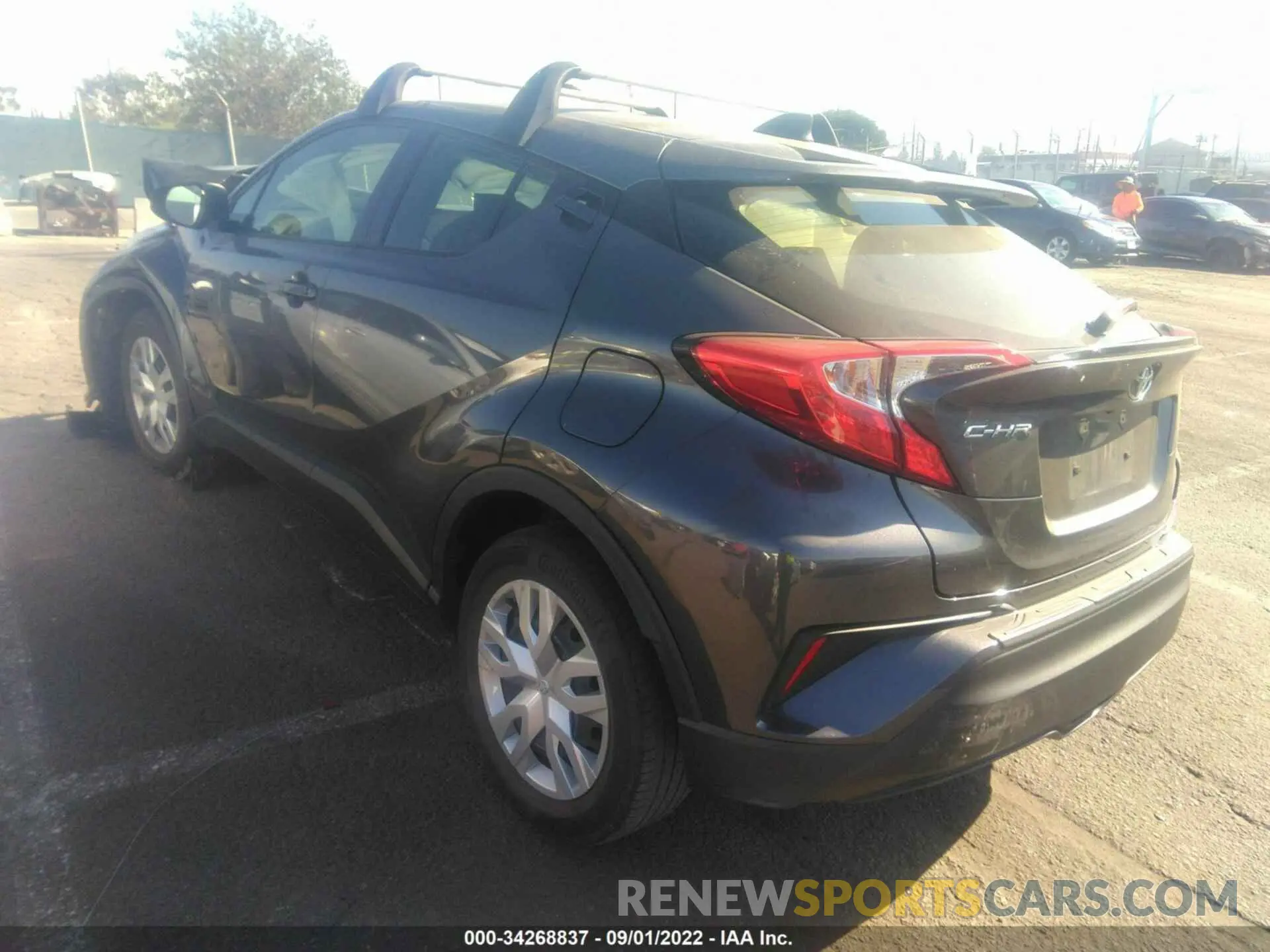 3 fotografías del automóvil dañado JTNKHMBX0K1014525 TOYOTA C-HR 2019