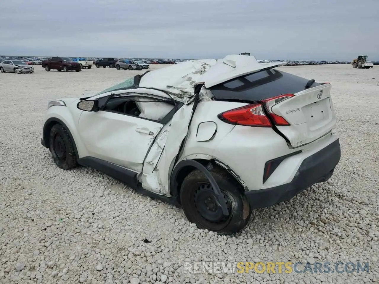 2 fotografías del automóvil dañado JTNKHMBX0K1032619 TOYOTA C-HR 2019