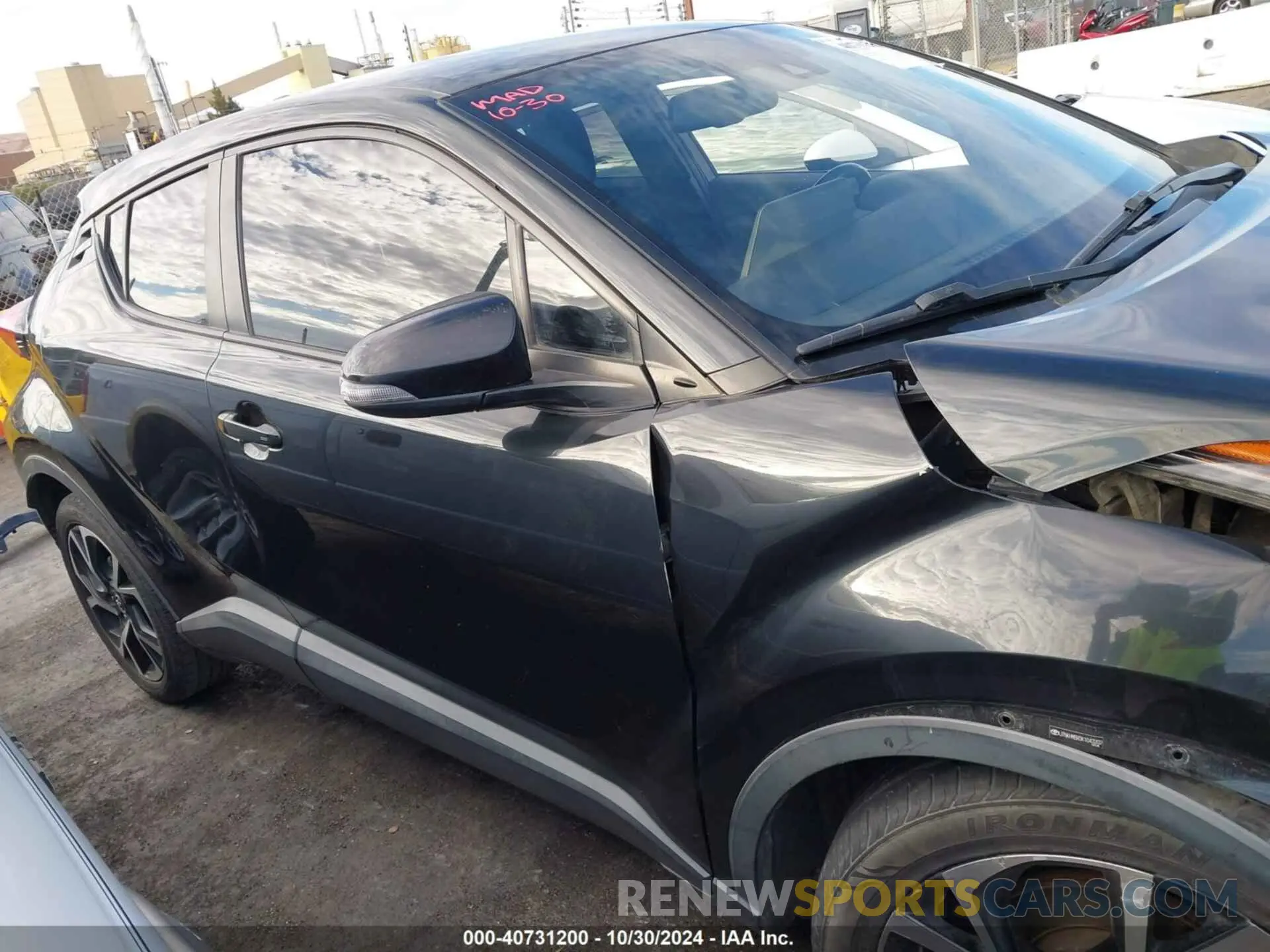 13 fotografías del automóvil dañado JTNKHMBX0K1043202 TOYOTA C-HR 2019