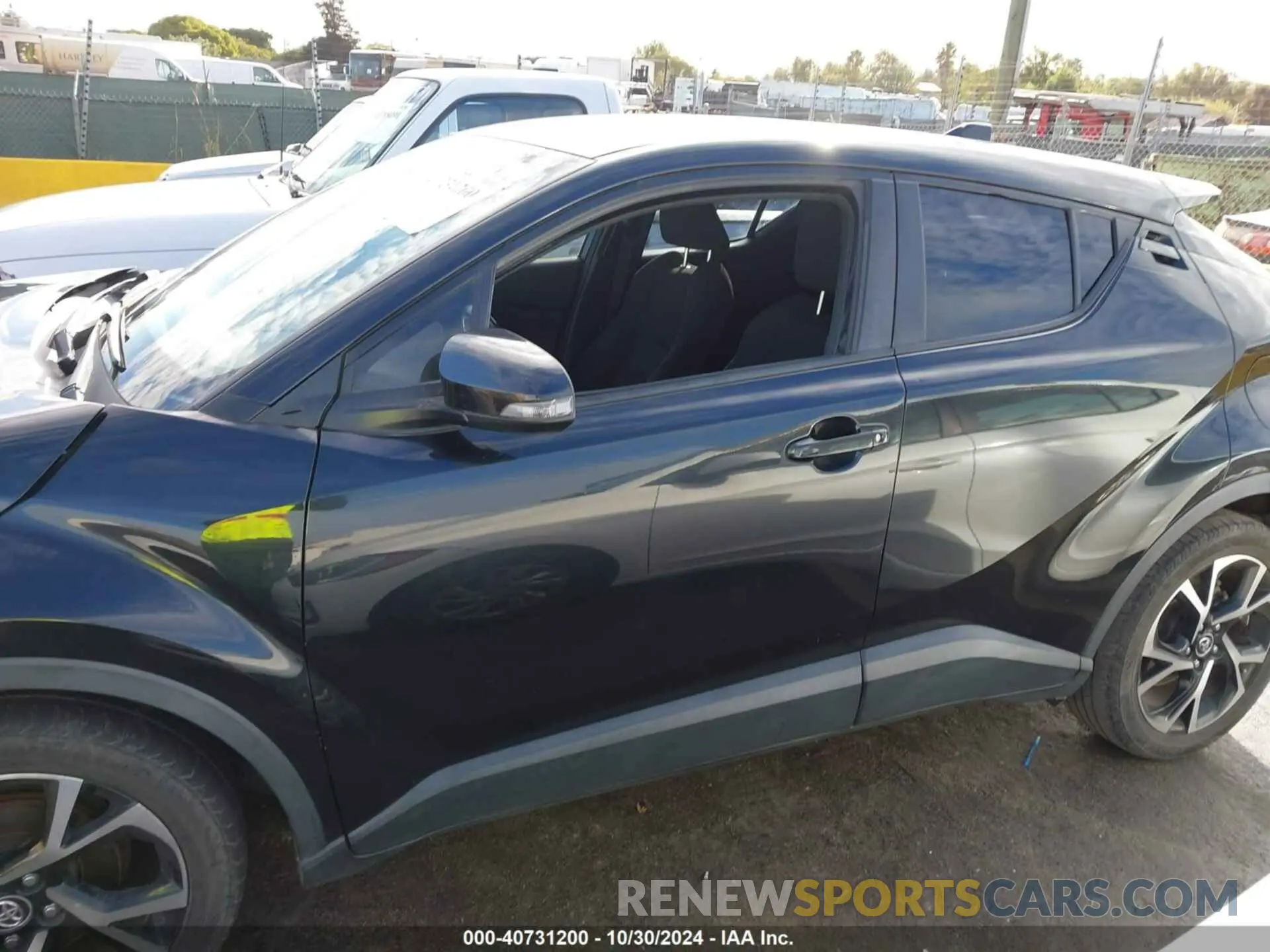 14 fotografías del automóvil dañado JTNKHMBX0K1043202 TOYOTA C-HR 2019