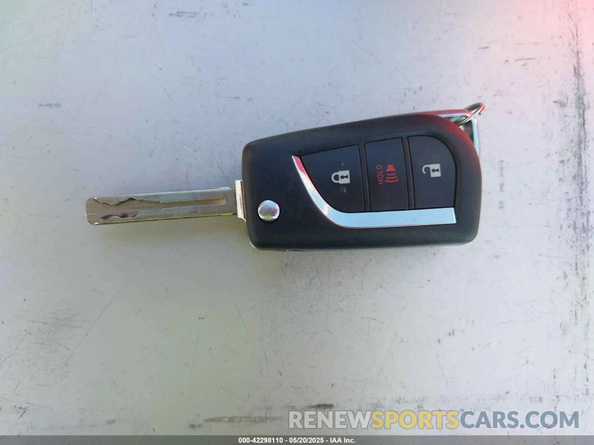 11 fotografías del automóvil dañado JTNKHMBX0K1049131 TOYOTA C-HR 2019