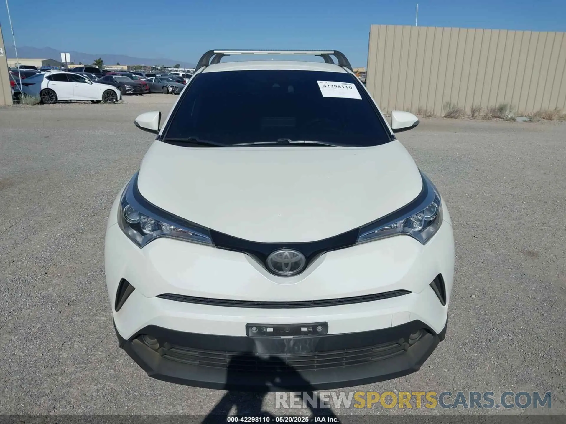 12 fotografías del automóvil dañado JTNKHMBX0K1049131 TOYOTA C-HR 2019
