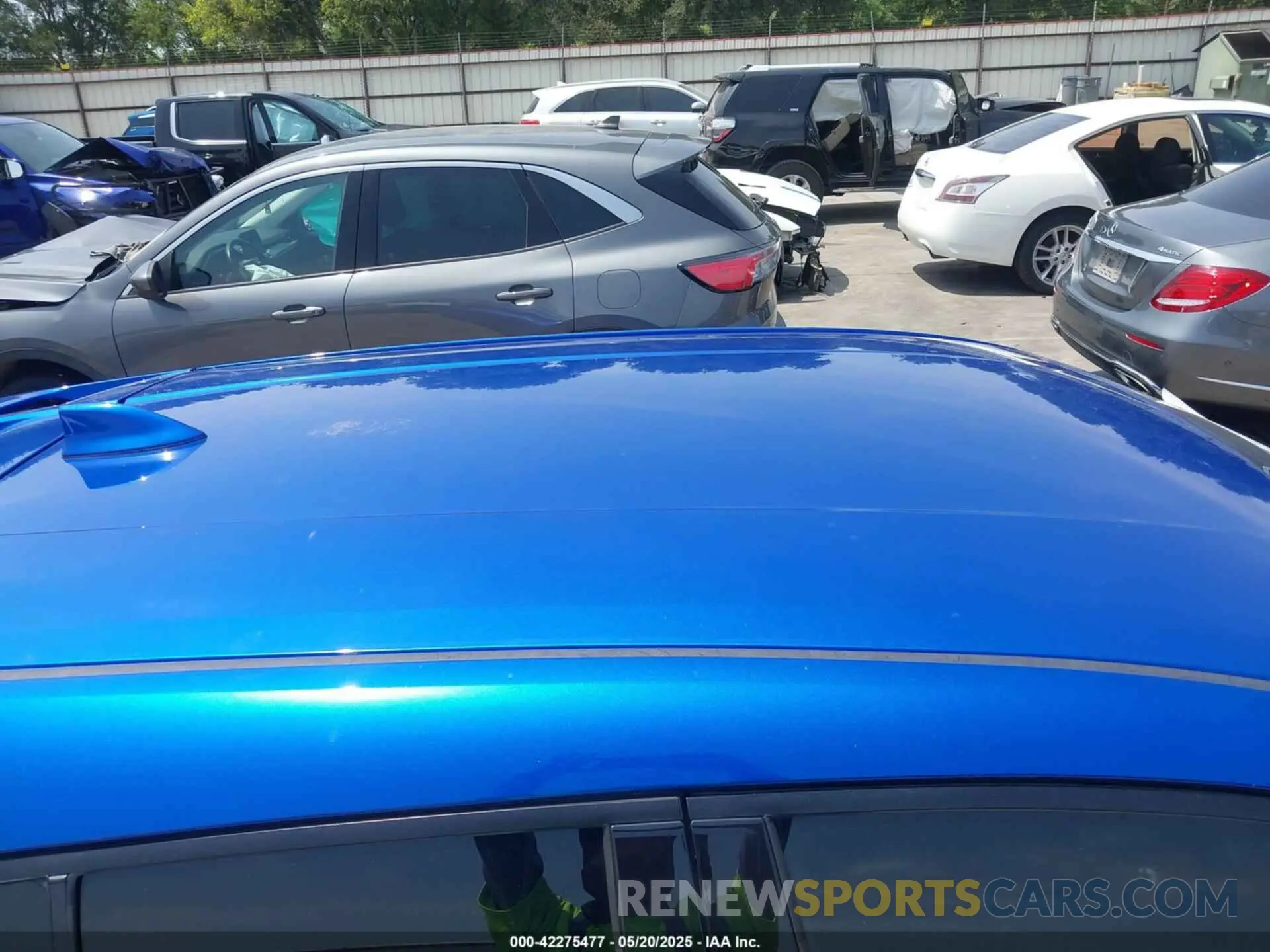 19 fotografías del automóvil dañado JTNKHMBX1K1021113 TOYOTA C-HR 2019