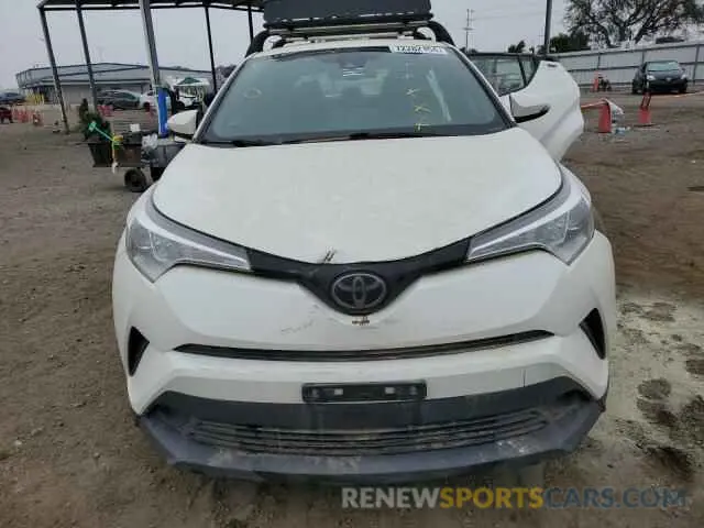5 fotografías del automóvil dañado JTNKHMBX1K1033097 TOYOTA C-HR 2019