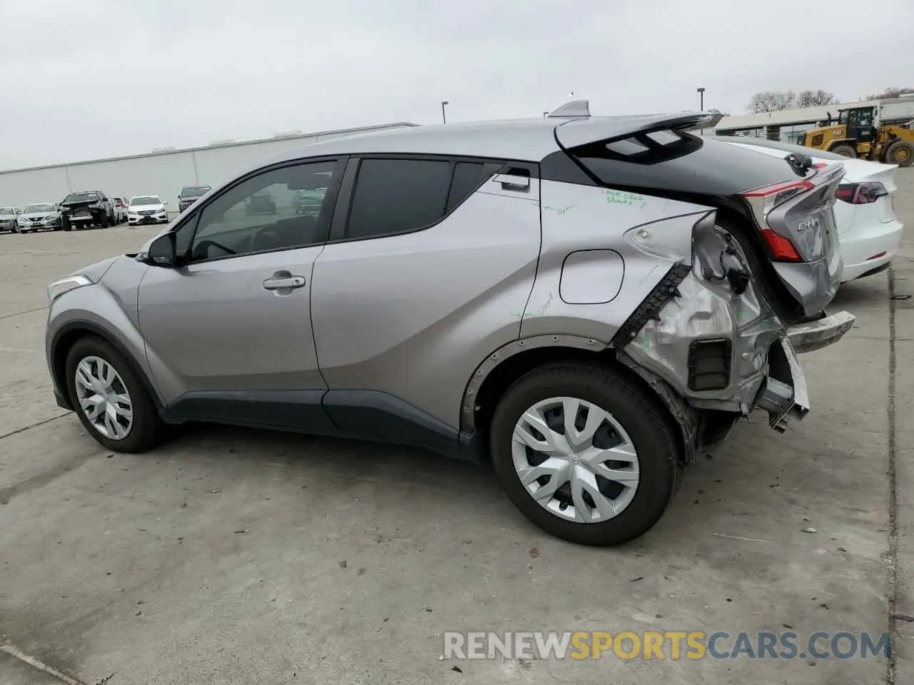 2 fotografías del automóvil dañado JTNKHMBX2K1017815 TOYOTA C-HR 2019