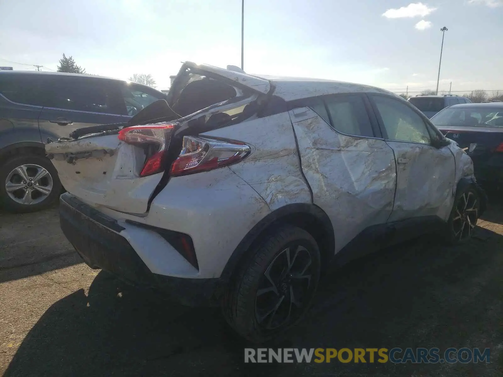 4 fotografías del automóvil dañado JTNKHMBX2K1054380 TOYOTA C-HR 2019