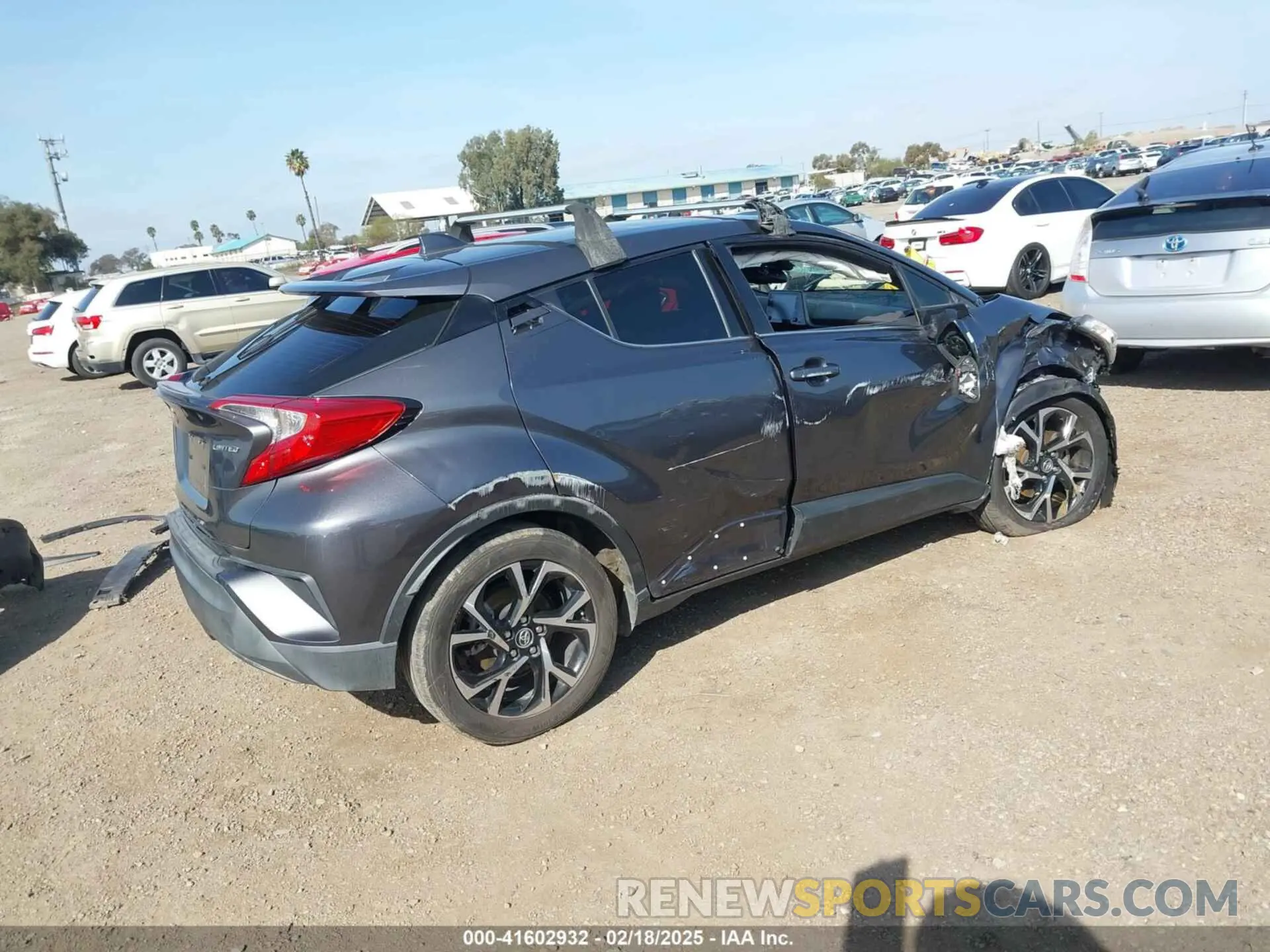 4 fotografías del automóvil dañado JTNKHMBX3K1018567 TOYOTA C-HR 2019