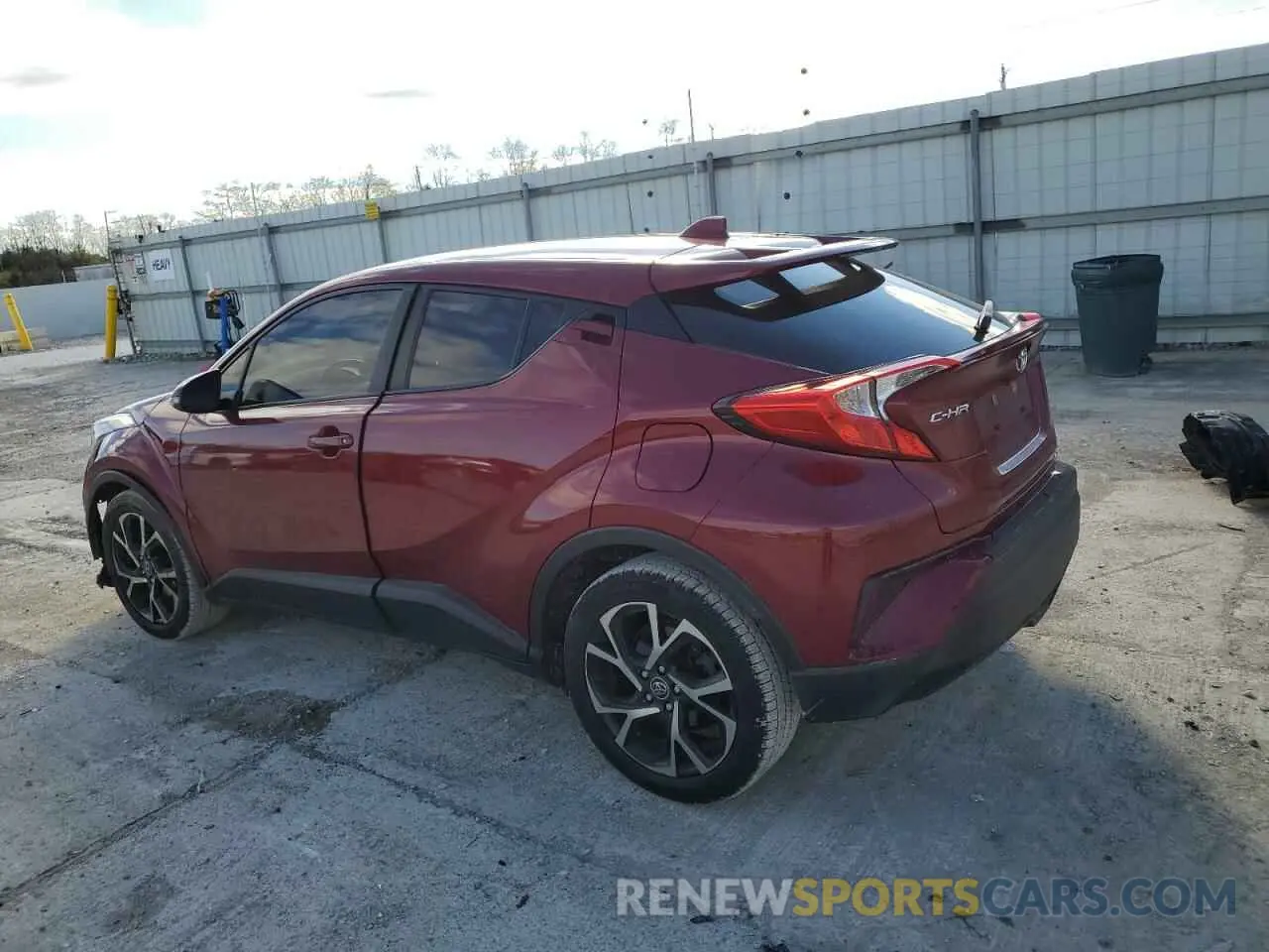 2 fotografías del automóvil dañado JTNKHMBX3K1062441 TOYOTA C-HR 2019