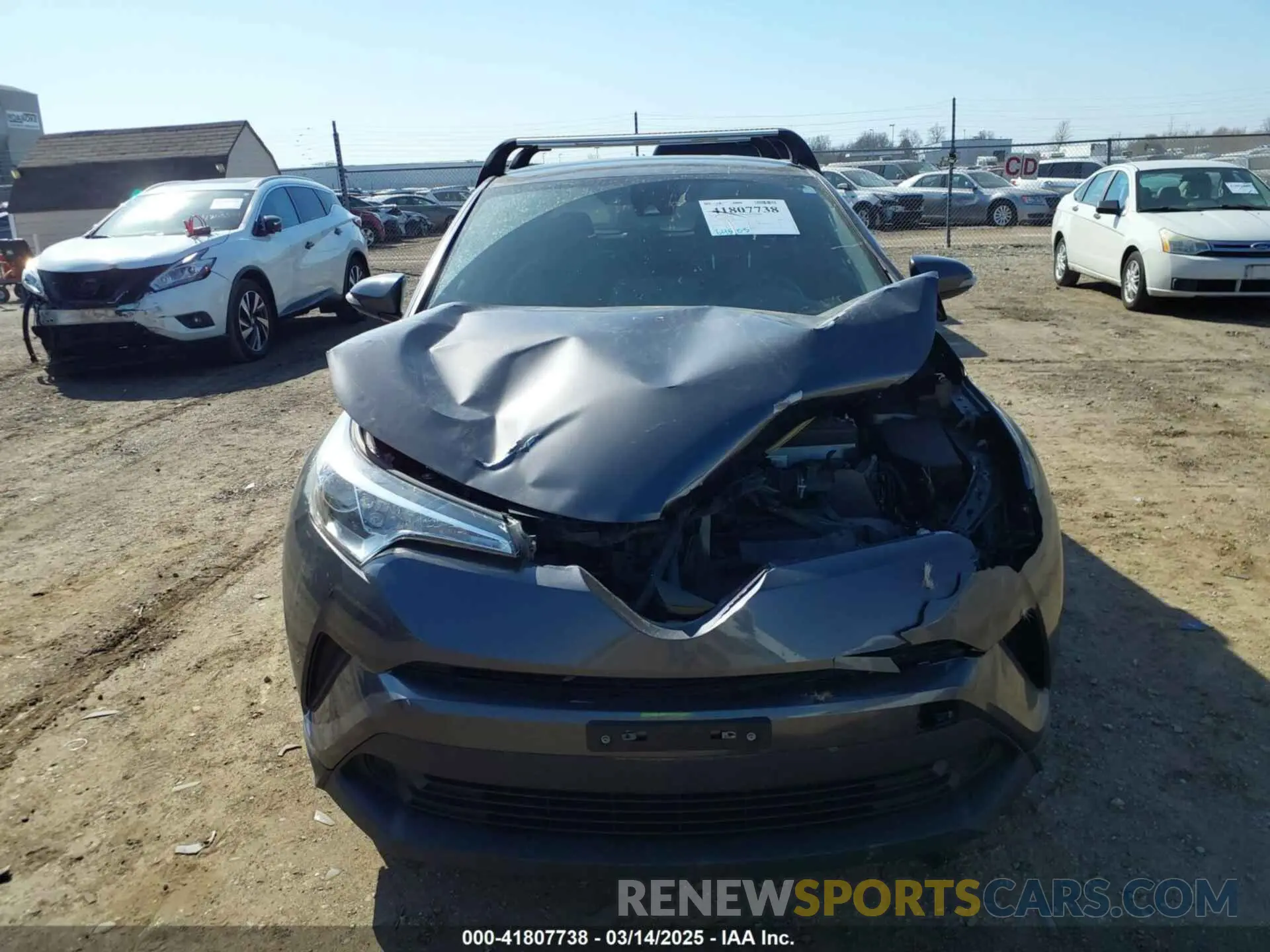 13 fotografías del automóvil dañado JTNKHMBX4K1025527 TOYOTA C-HR 2019