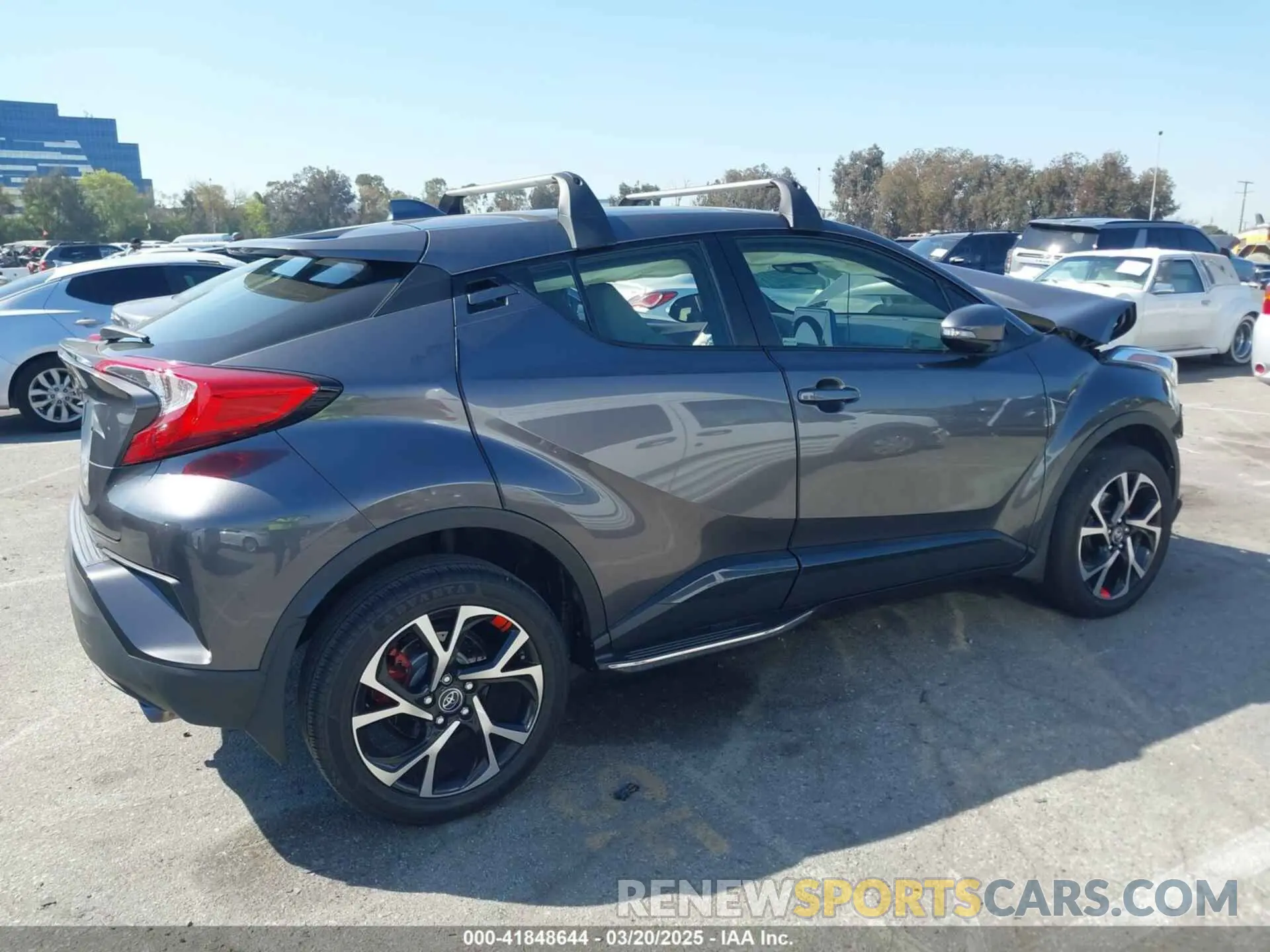 13 fotografías del automóvil dañado JTNKHMBX4K1026497 TOYOTA C-HR 2019