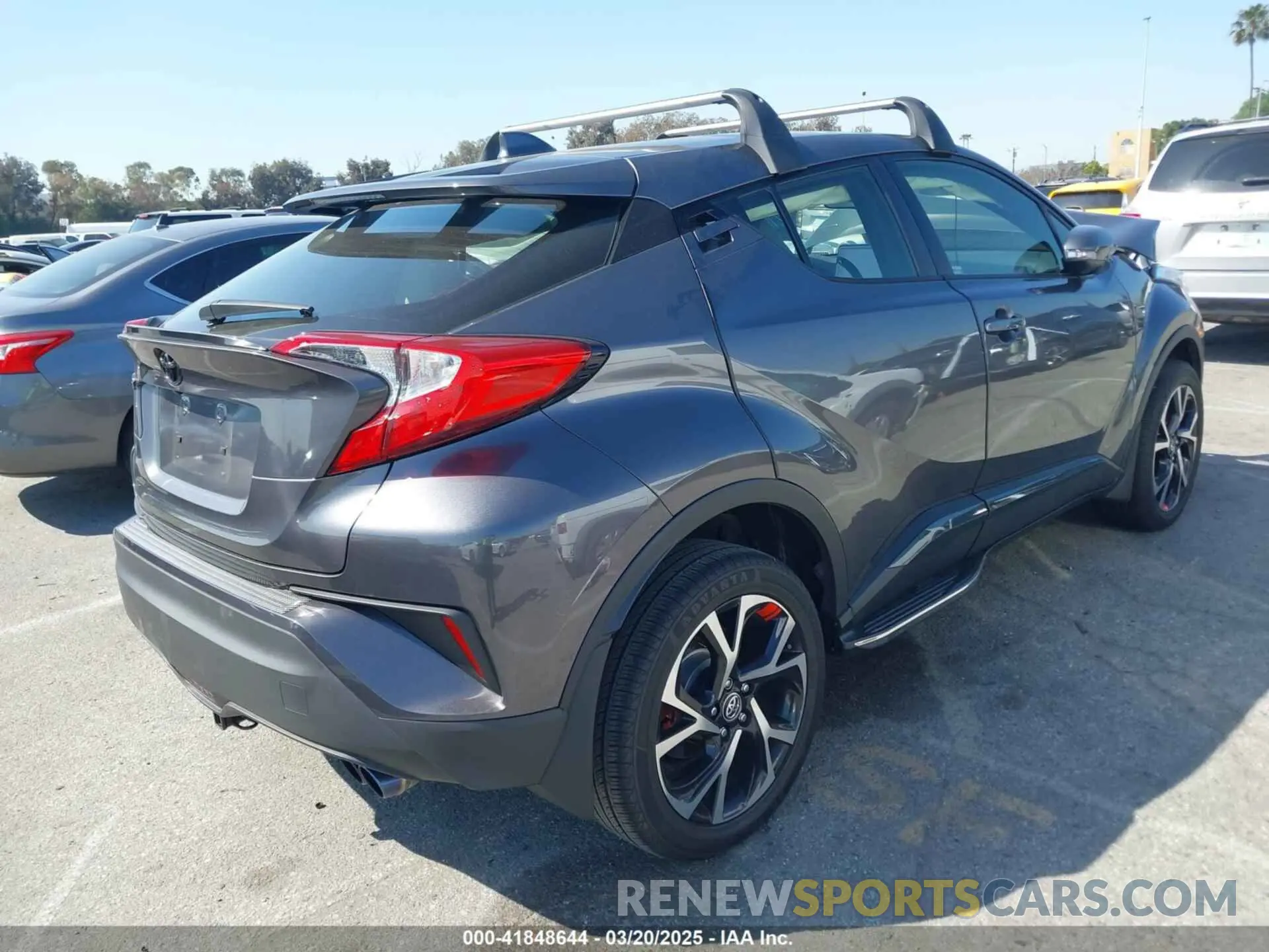4 fotografías del automóvil dañado JTNKHMBX4K1026497 TOYOTA C-HR 2019