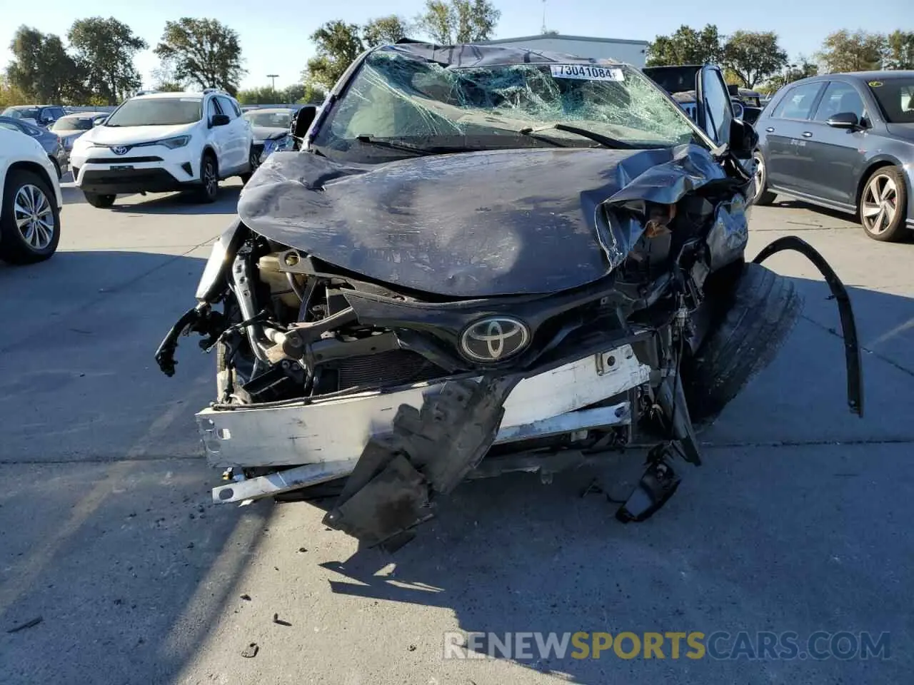 5 fotografías del automóvil dañado JTNKHMBX4K1052016 TOYOTA C-HR 2019
