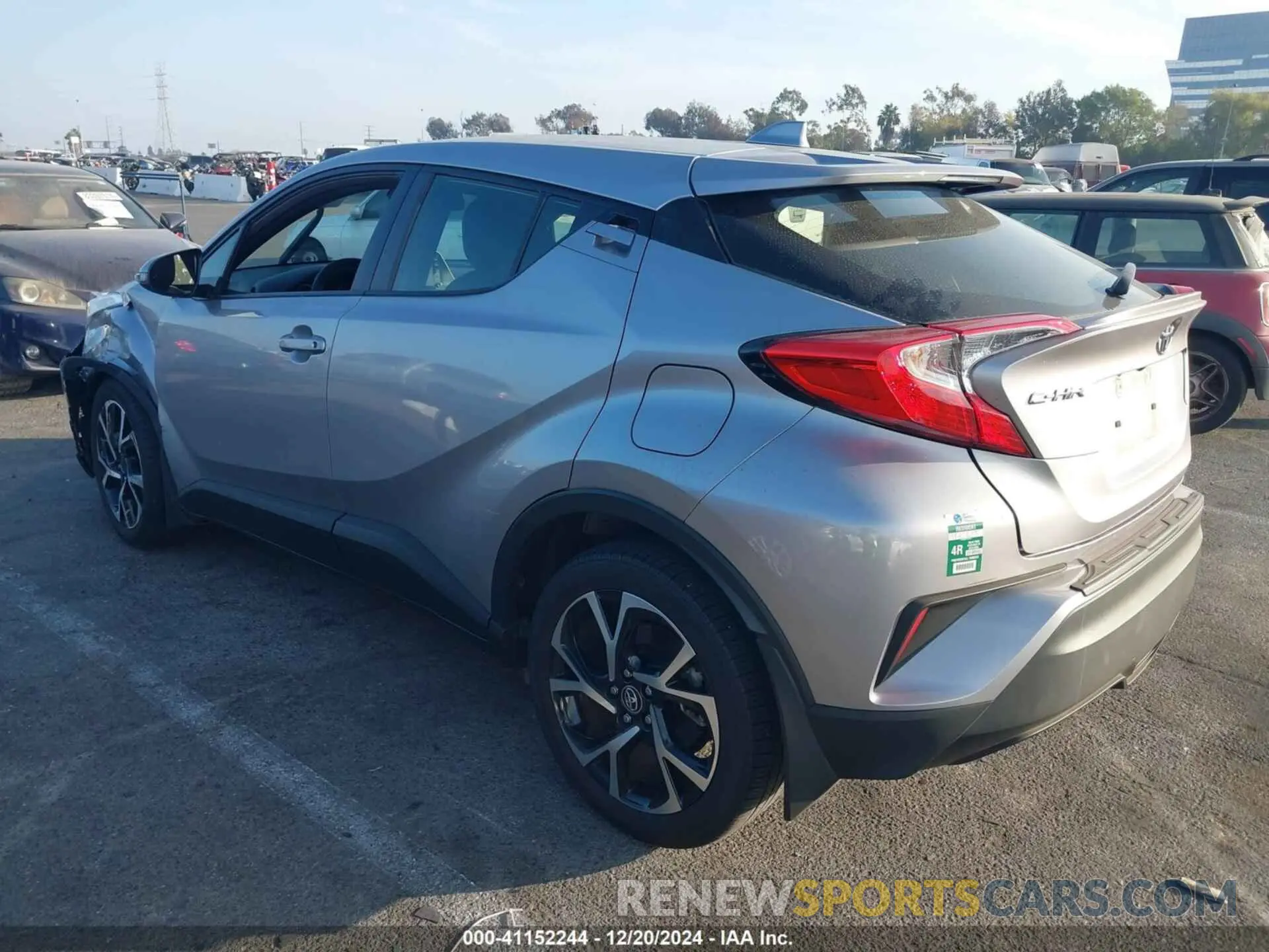 3 fotografías del automóvil dañado JTNKHMBX4K1059323 TOYOTA C-HR 2019