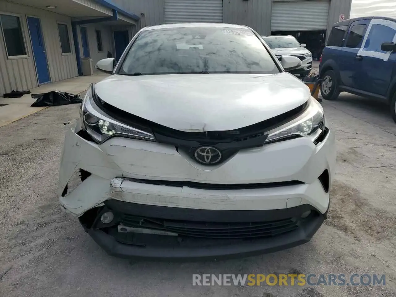 5 fotografías del automóvil dañado JTNKHMBX5K1016111 TOYOTA C-HR 2019