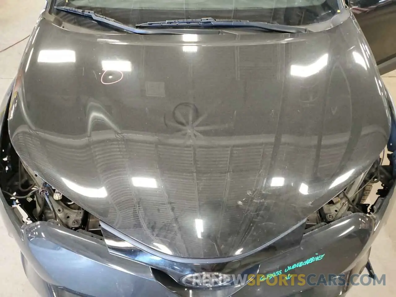 12 fotografías del automóvil dañado JTNKHMBX6K1015176 TOYOTA C-HR 2019