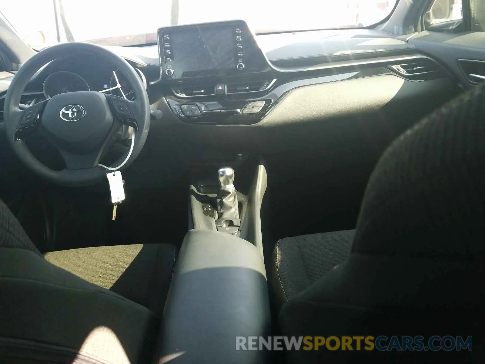 9 fotografías del automóvil dañado JTNKHMBX6K1042586 TOYOTA C-HR 2019