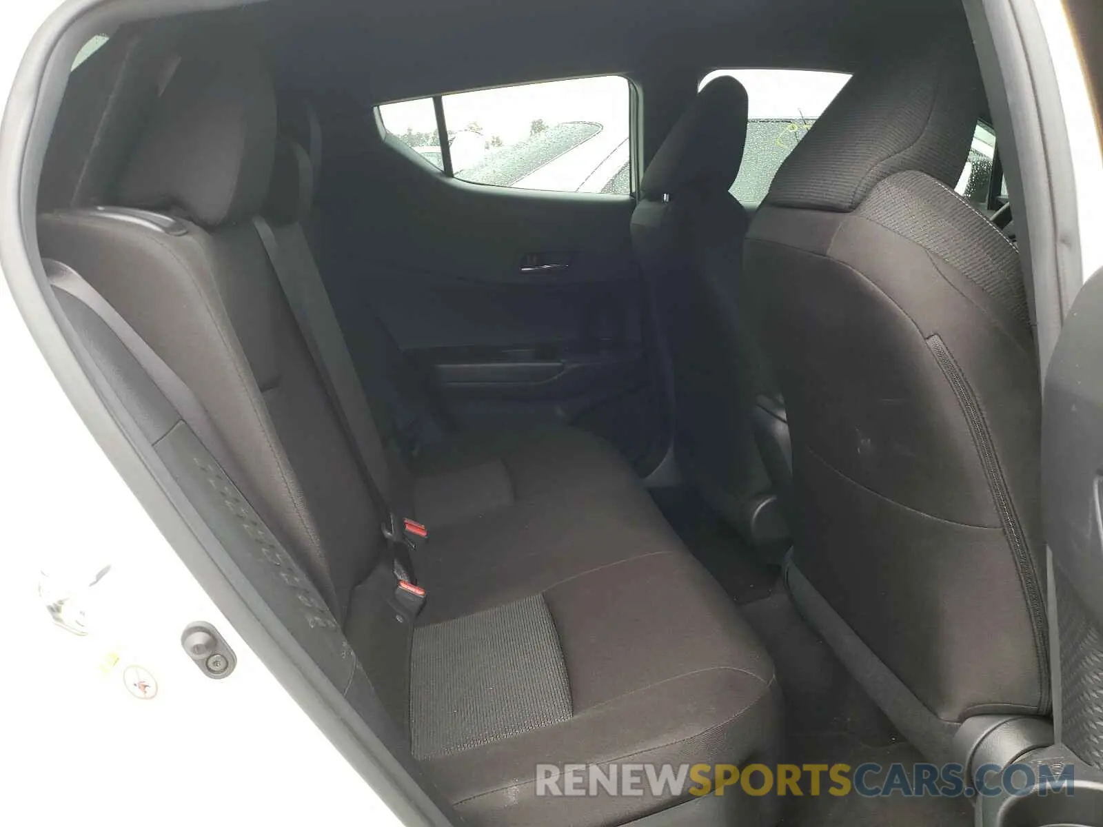 6 fotografías del automóvil dañado JTNKHMBX6K1051014 TOYOTA C-HR 2019