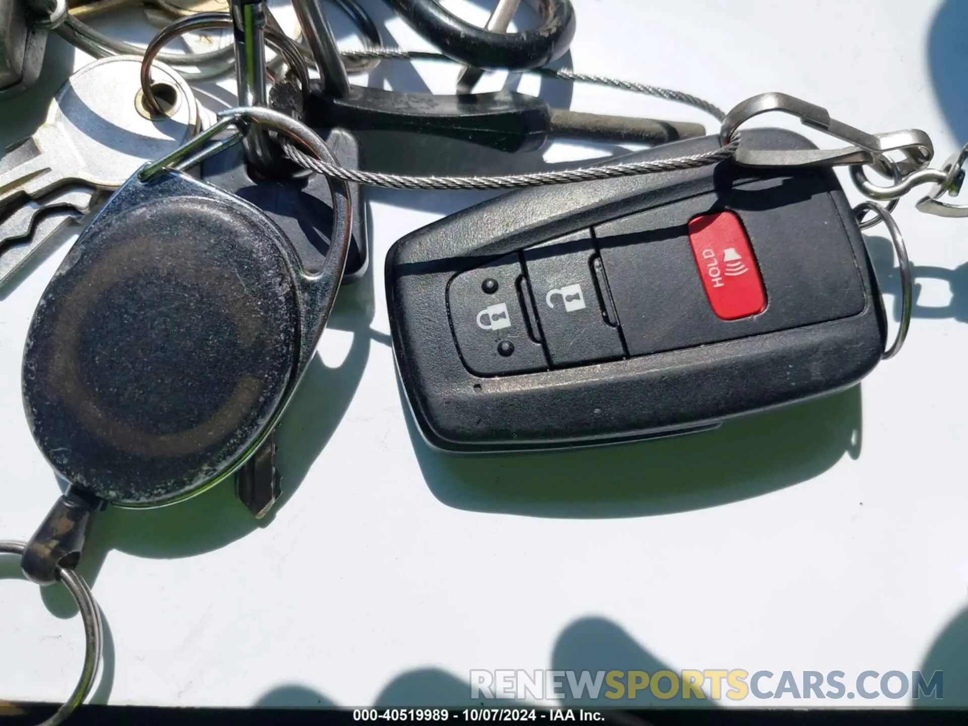 11 fotografías del automóvil dañado JTNKHMBX7K1062412 TOYOTA C-HR 2019