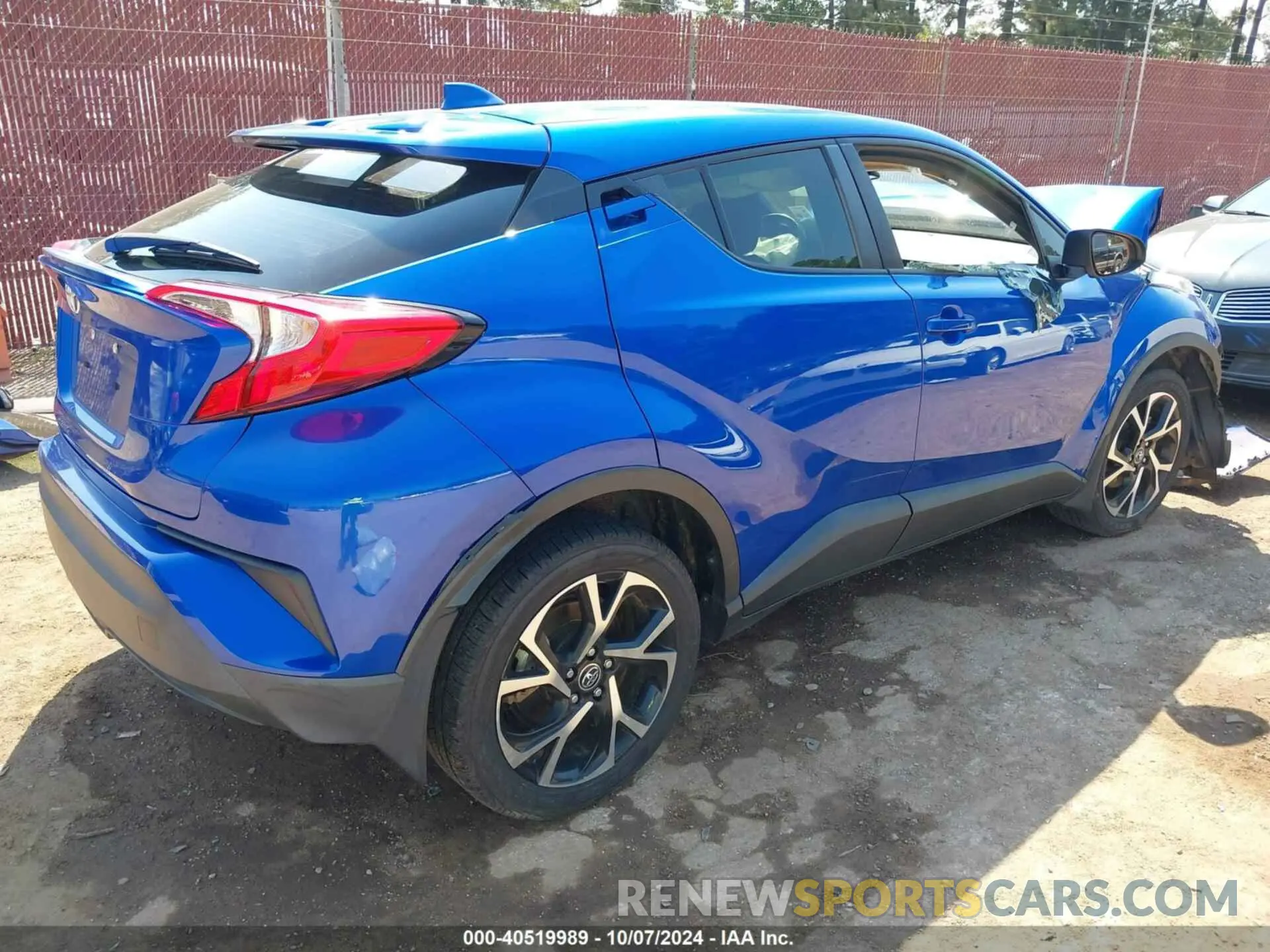 4 fotografías del automóvil dañado JTNKHMBX7K1062412 TOYOTA C-HR 2019