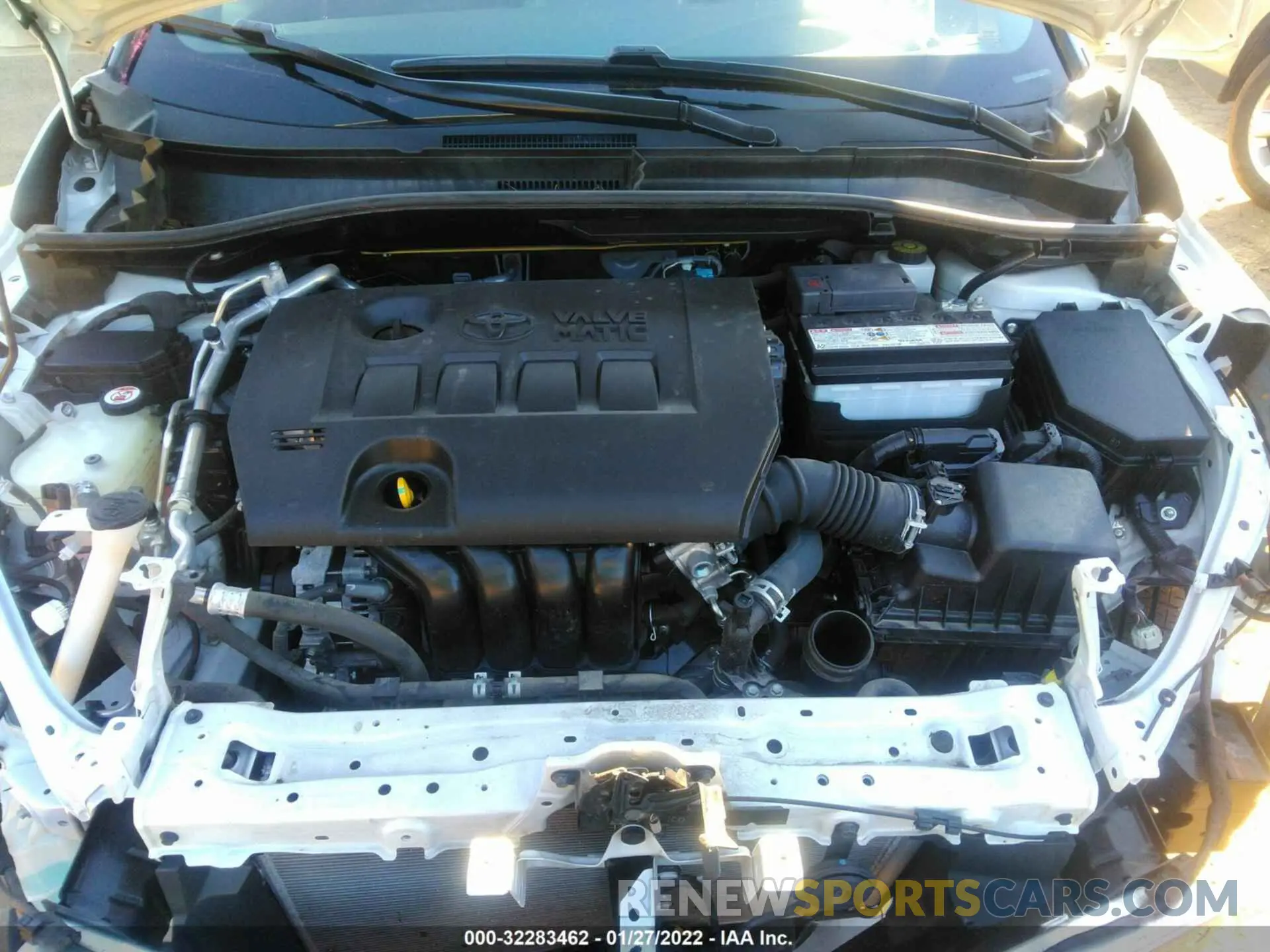 10 fotografías del automóvil dañado JTNKHMBX8K1023361 TOYOTA C-HR 2019