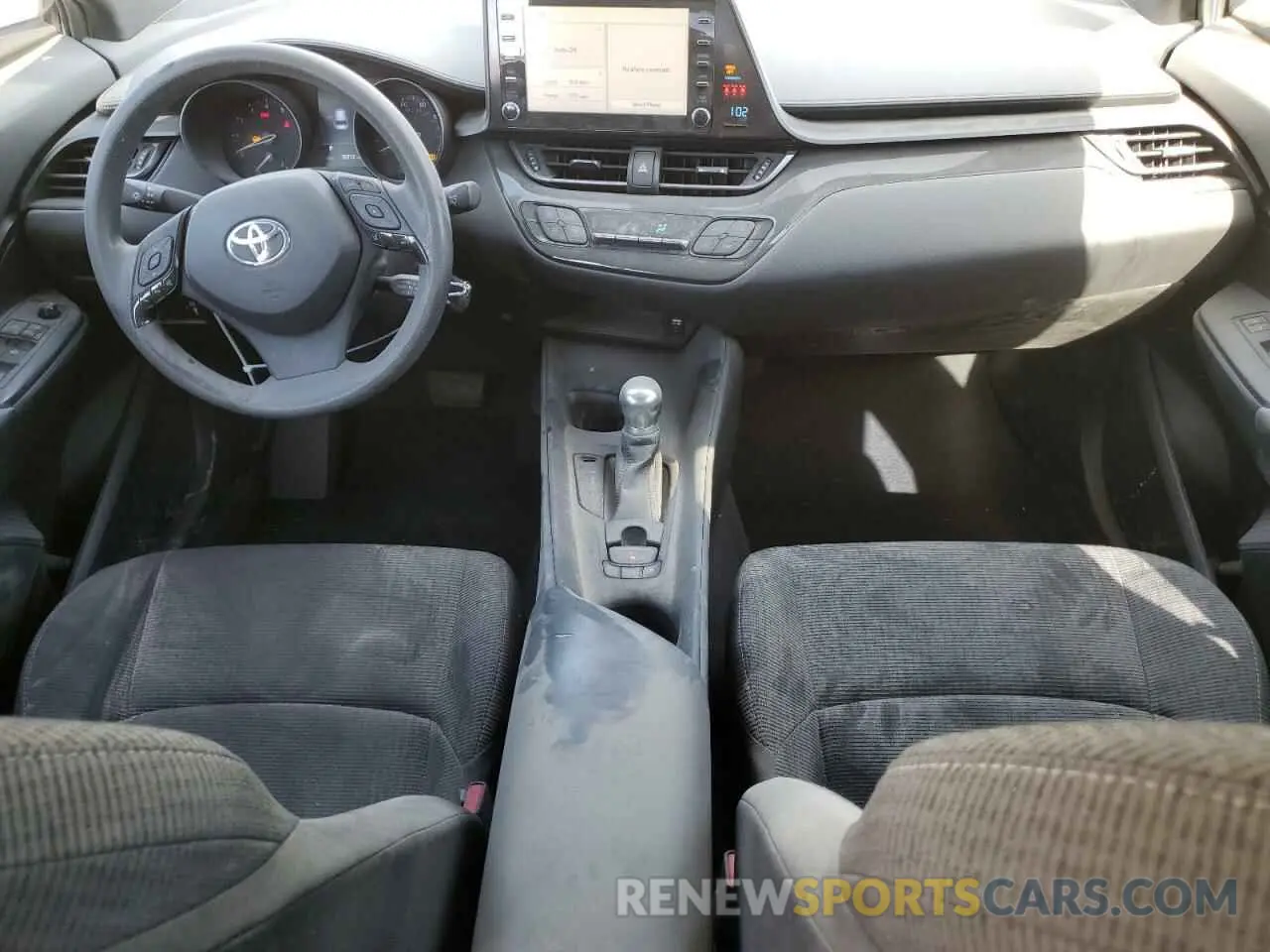 8 fotografías del automóvil dañado JTNKHMBX8K1032285 TOYOTA C-HR 2019
