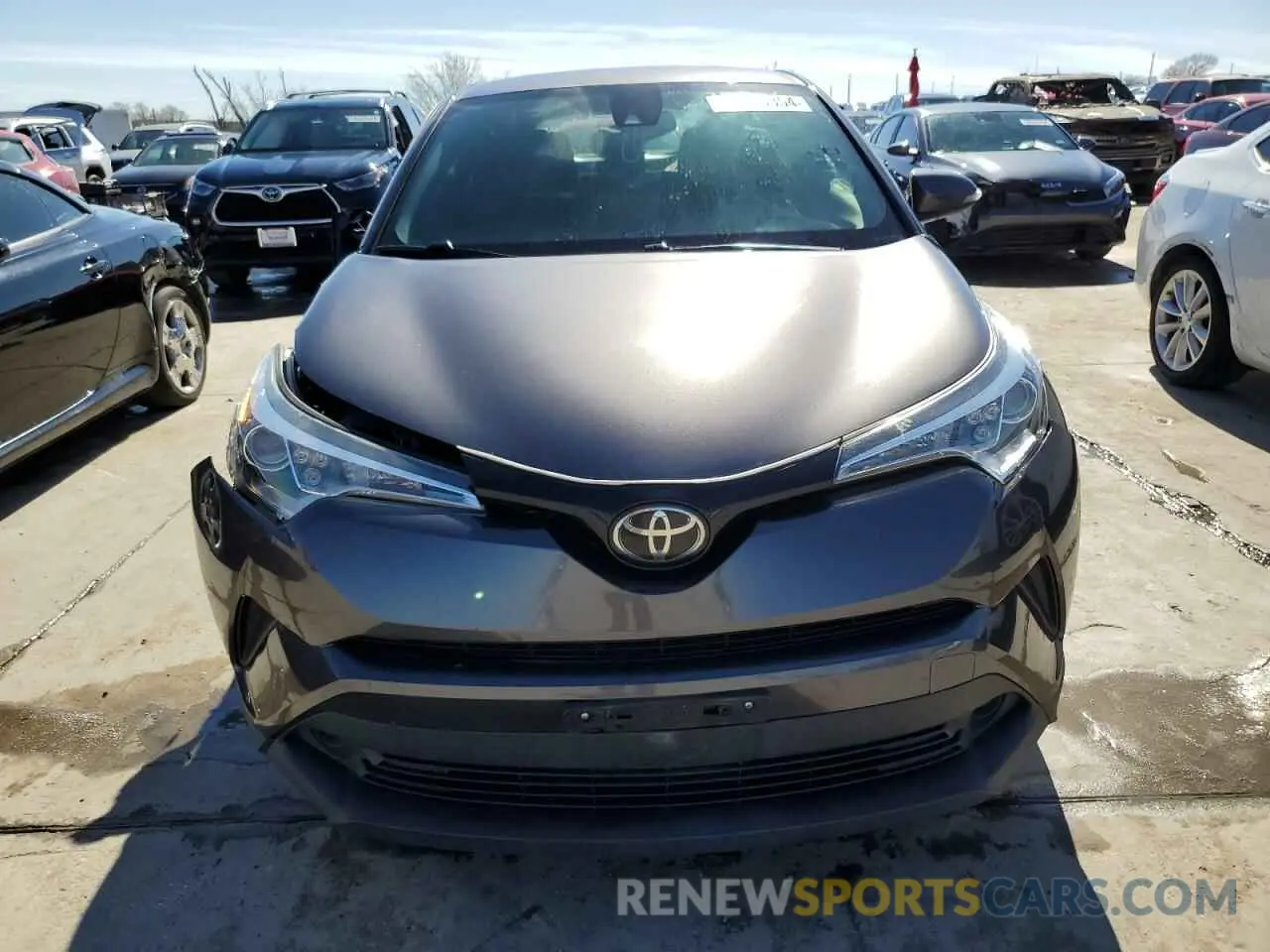 5 fotografías del automóvil dañado JTNKHMBX8K1036434 TOYOTA C-HR 2019