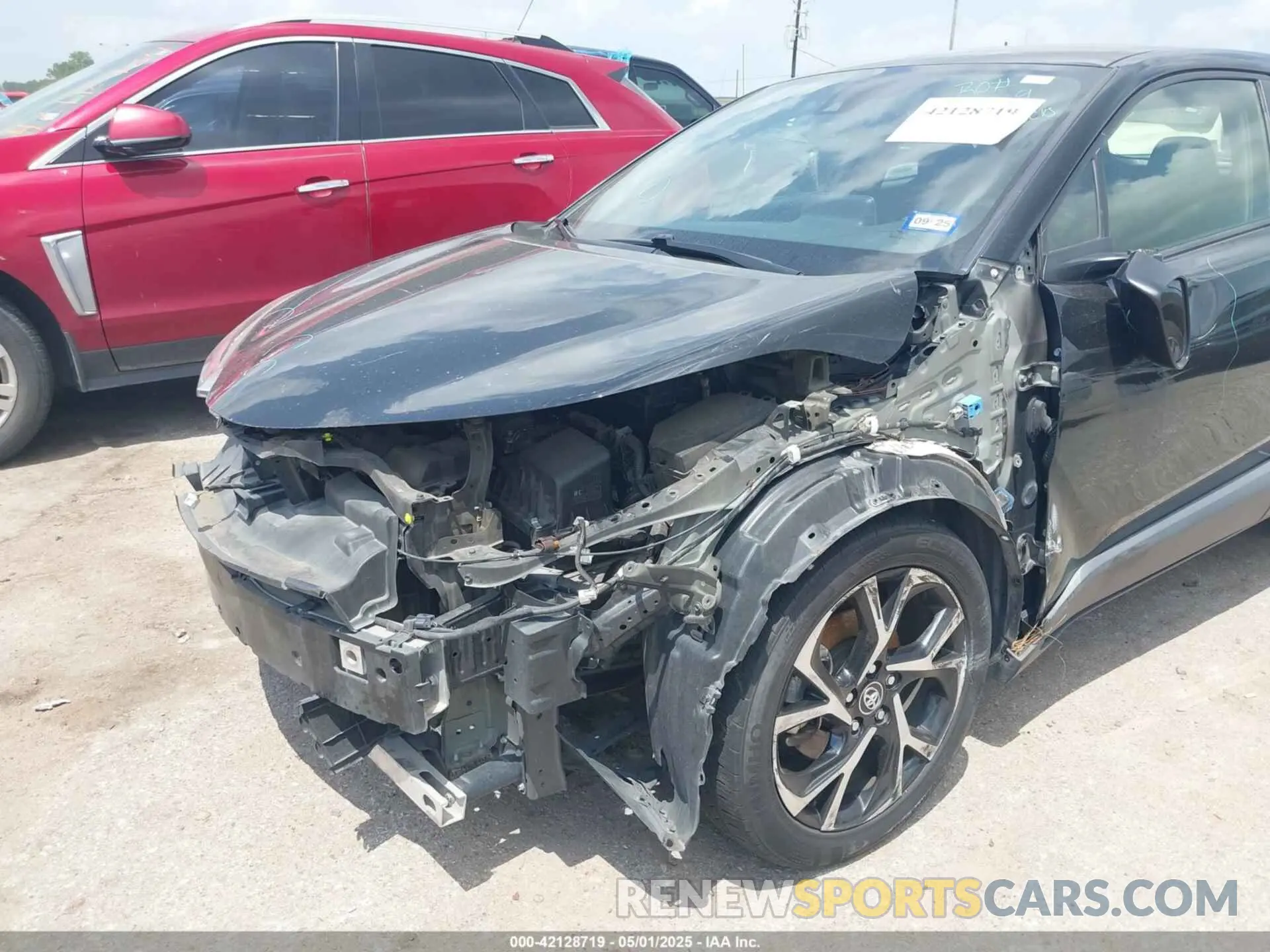 6 fotografías del automóvil dañado JTNKHMBX8K1036868 TOYOTA C-HR 2019