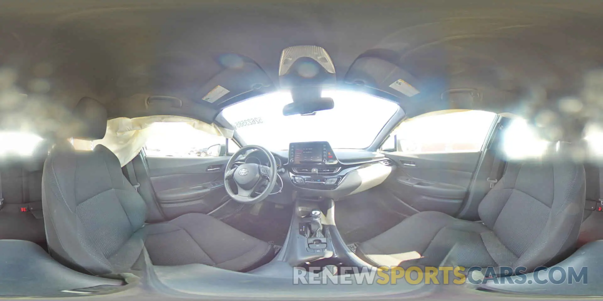13 fotografías del automóvil dañado JTNKHMBX8K1054416 TOYOTA C-HR 2019
