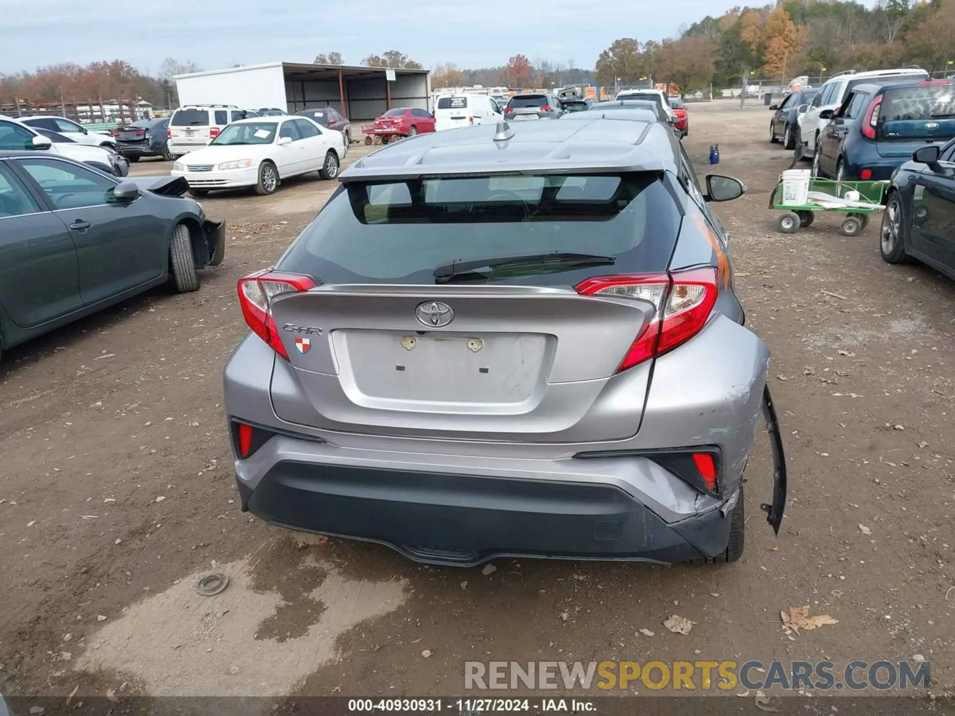 16 fotografías del automóvil dañado JTNKHMBX9K1042999 TOYOTA C-HR 2019