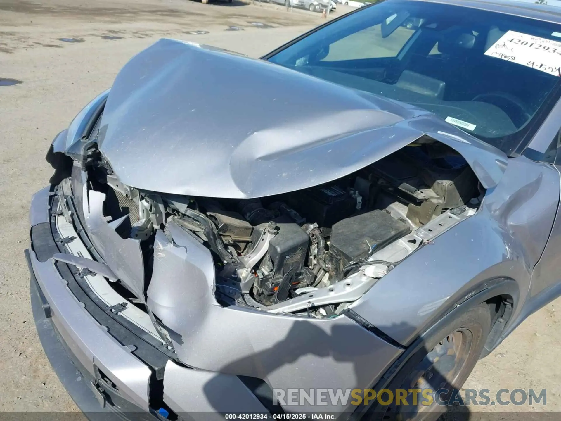 20 fotografías del automóvil dañado JTNKHMBX9K1044591 TOYOTA C-HR 2019
