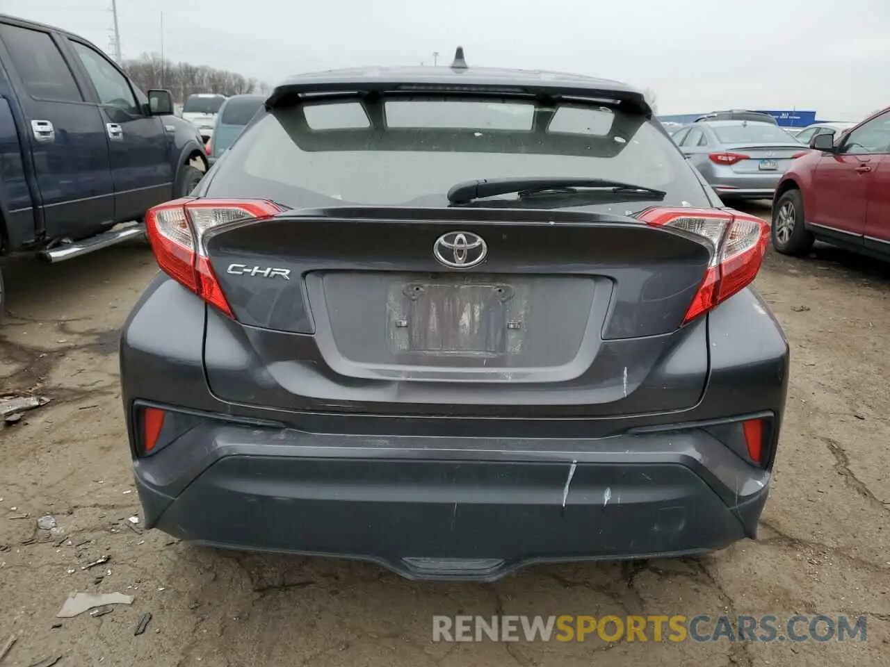 6 fotografías del automóvil dañado JTNKHMBX9K1054246 TOYOTA C-HR 2019