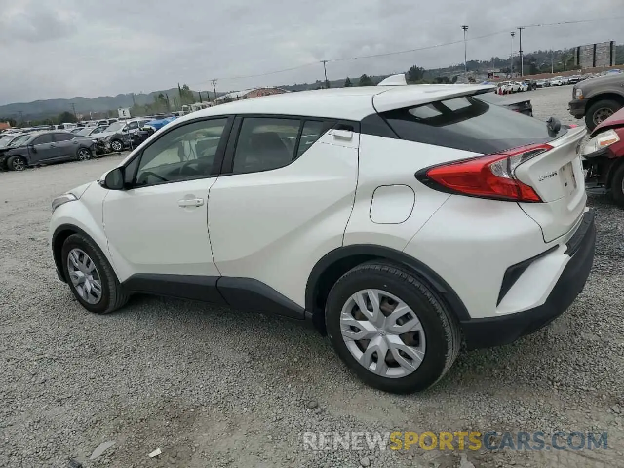 2 fotografías del automóvil dañado JTNKHMBX9K1059561 TOYOTA C-HR 2019