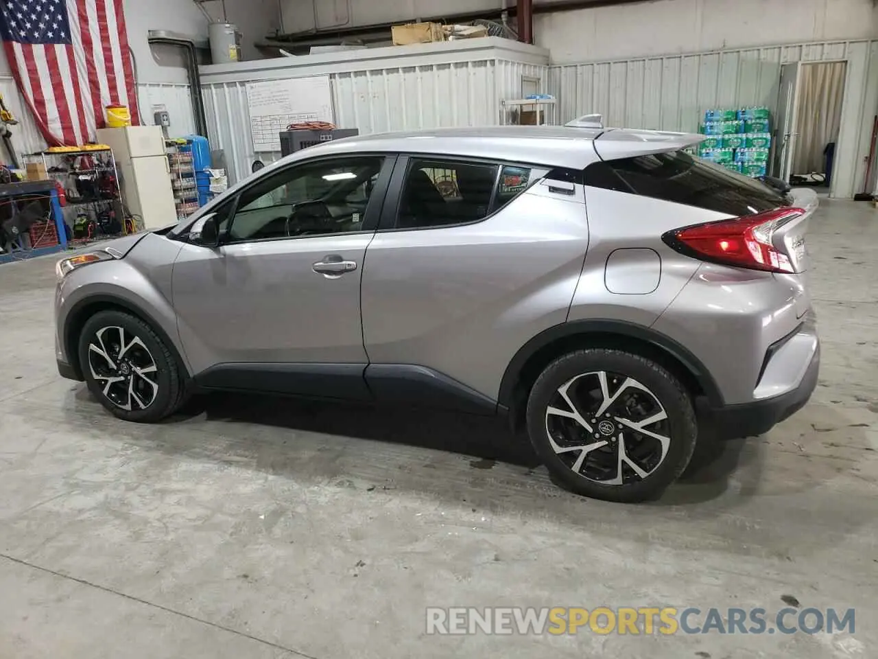 2 fotografías del automóvil dañado JTNKHMBX9K1061004 TOYOTA C-HR 2019