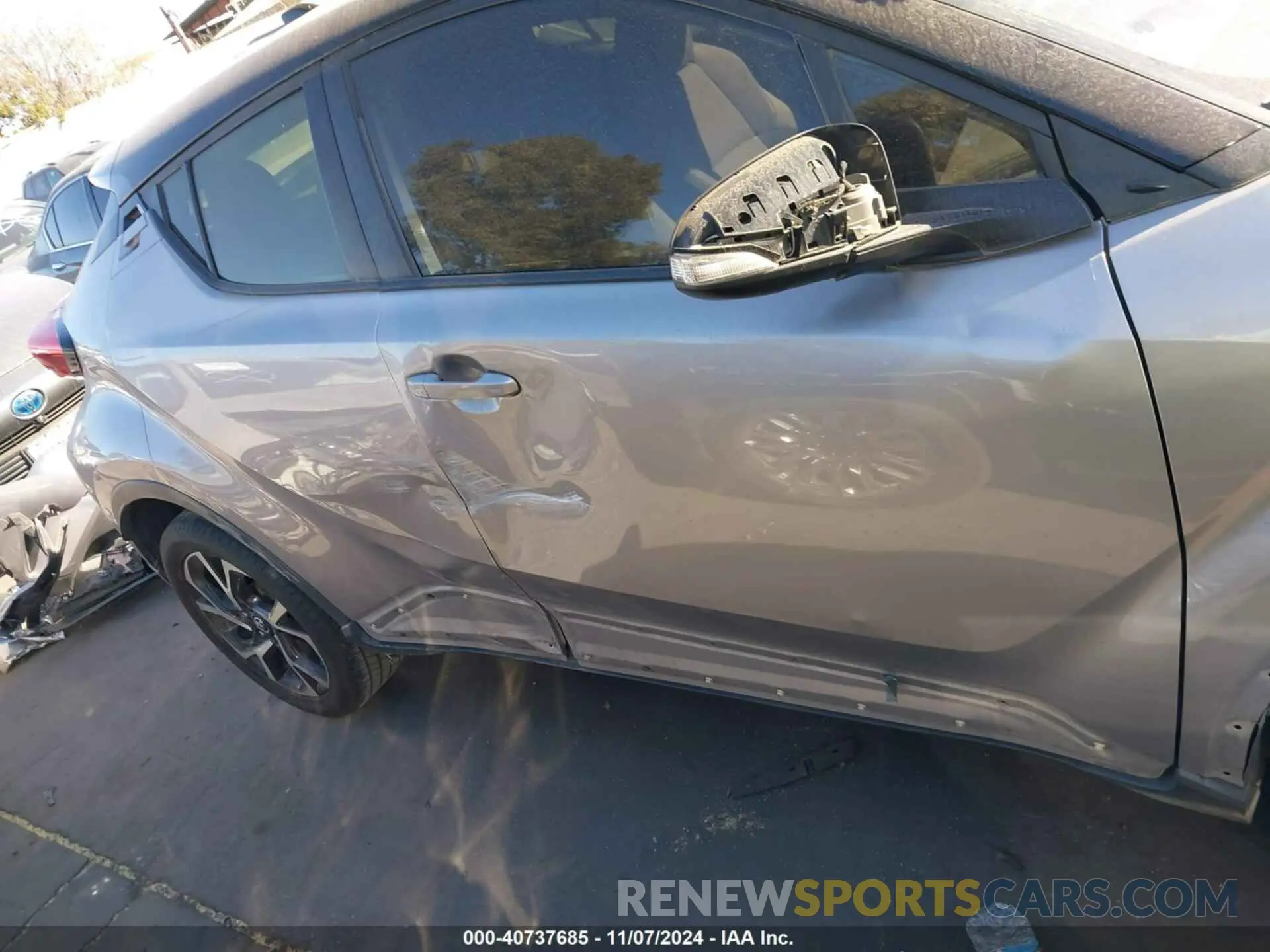 14 fotografías del automóvil dañado JTNKHMBXXK1020946 TOYOTA C-HR 2019