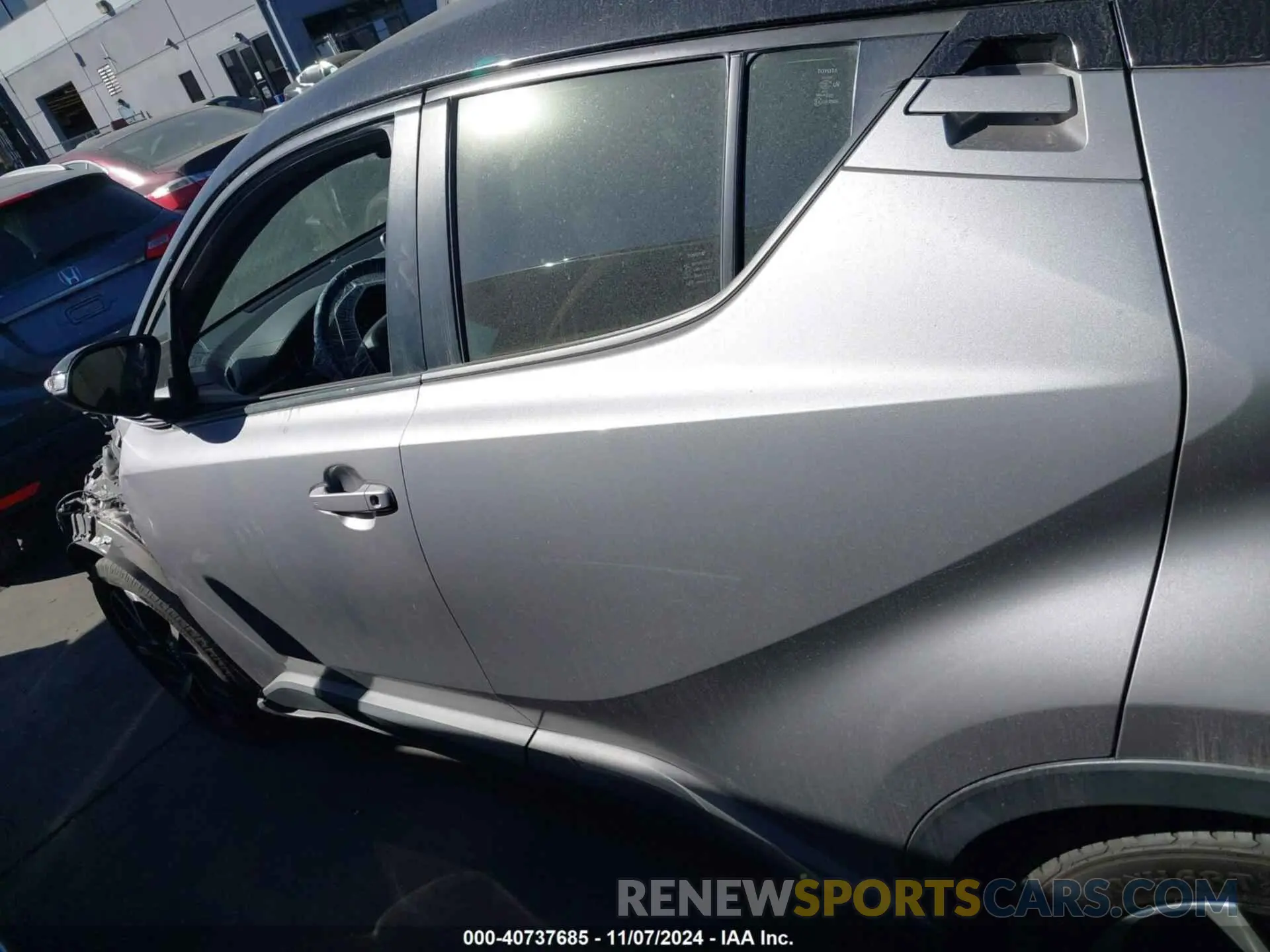 15 fotografías del automóvil dañado JTNKHMBXXK1020946 TOYOTA C-HR 2019