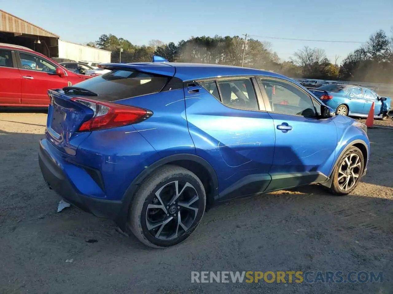 3 fotografías del automóvil dañado JTNKHMBXXK1059472 TOYOTA C-HR 2019