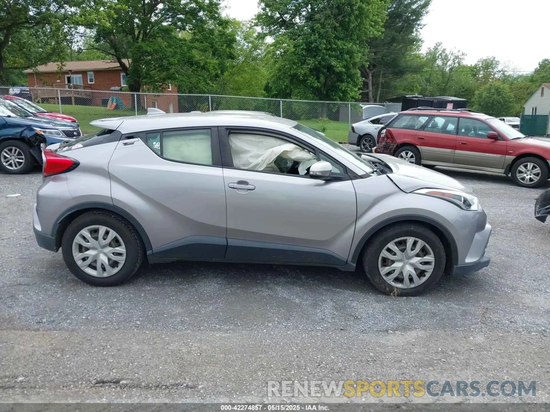 14 fotografías del automóvil dañado JTNKHMBXXK1060315 TOYOTA C-HR 2019