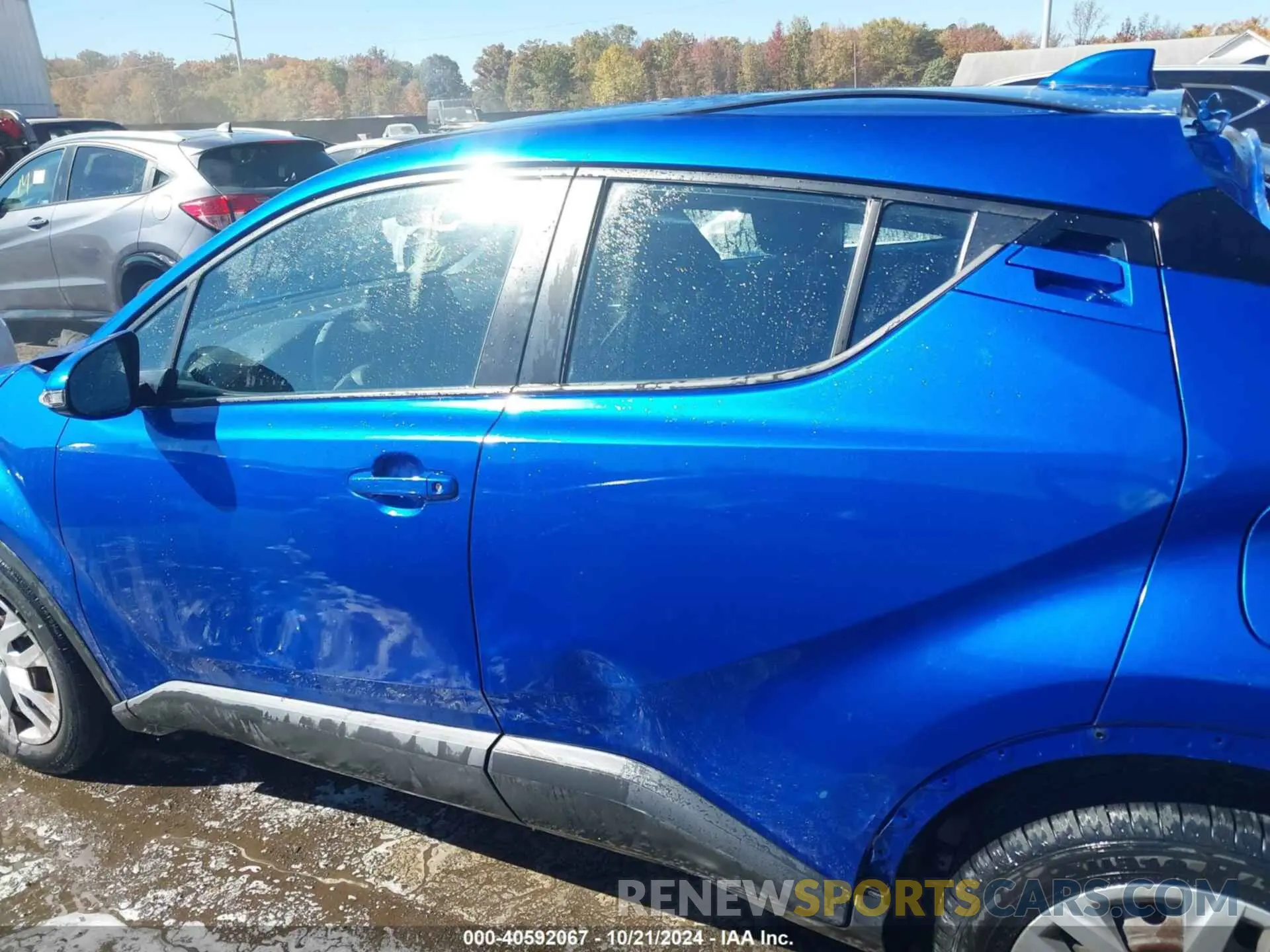 14 fotografías del automóvil dañado NMTKHMBX0KR082510 TOYOTA C-HR 2019