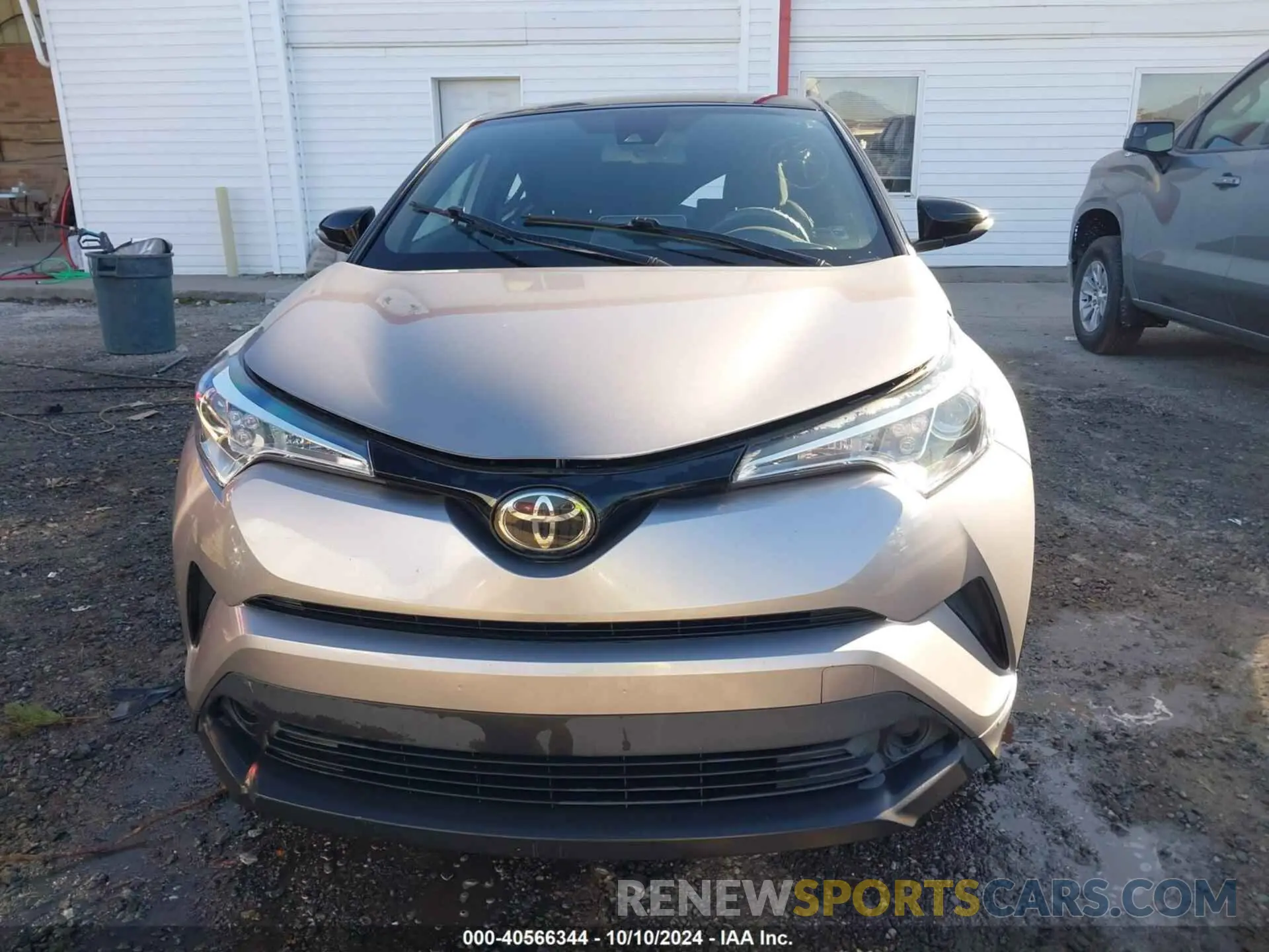 13 fotografías del automóvil dañado NMTKHMBX0KR093085 TOYOTA C-HR 2019