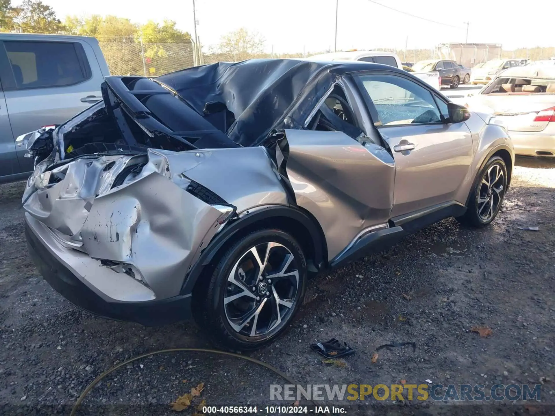 4 fotografías del automóvil dañado NMTKHMBX0KR093085 TOYOTA C-HR 2019