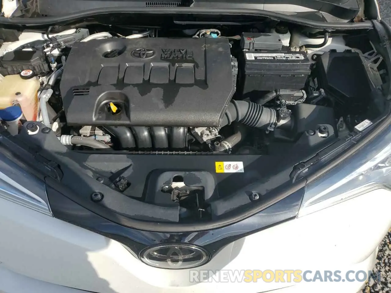 12 fotografías del automóvil dañado NMTKHMBX1KR078773 TOYOTA C-HR 2019