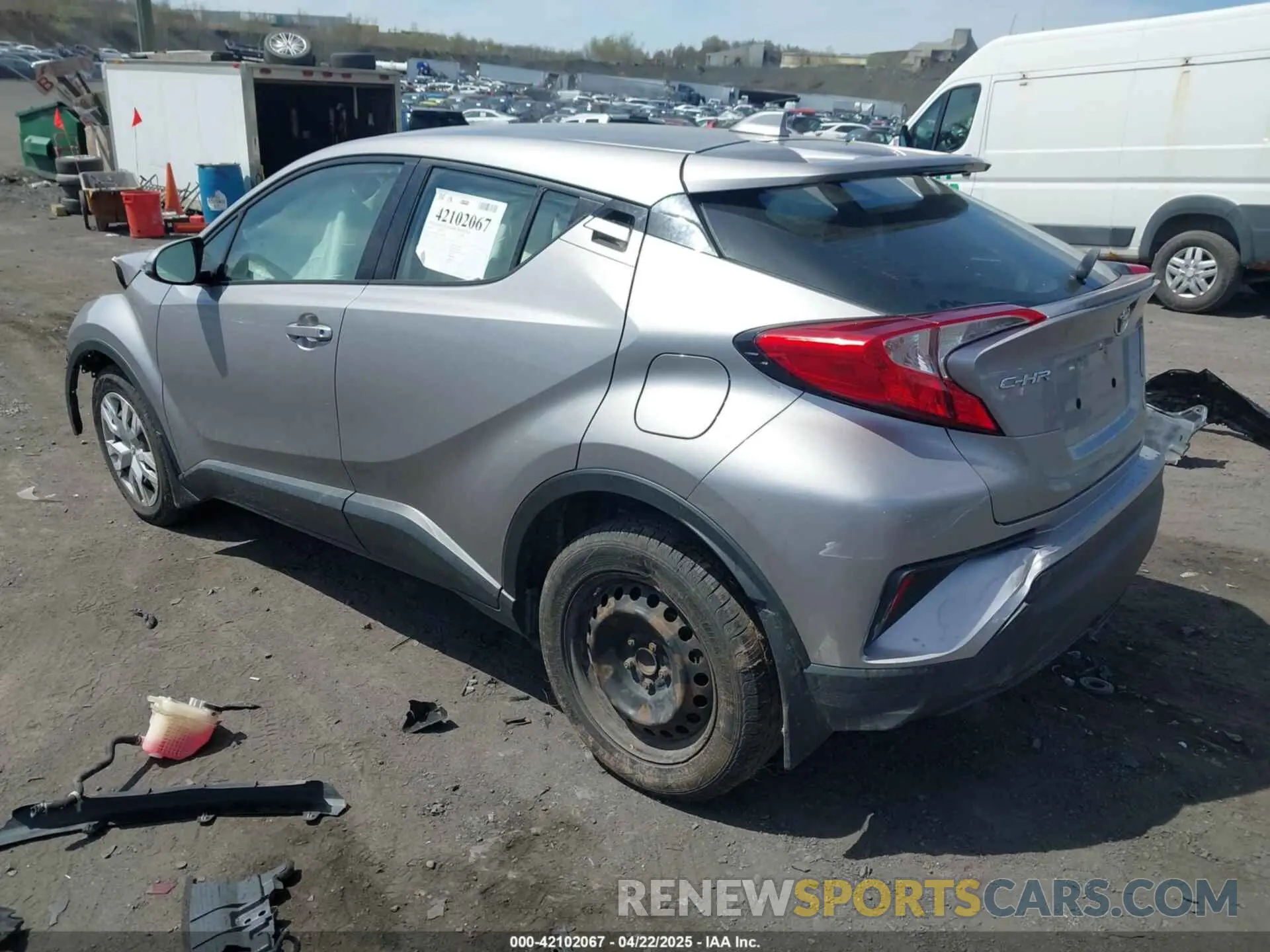 3 fotografías del automóvil dañado NMTKHMBX1KR090955 TOYOTA C-HR 2019
