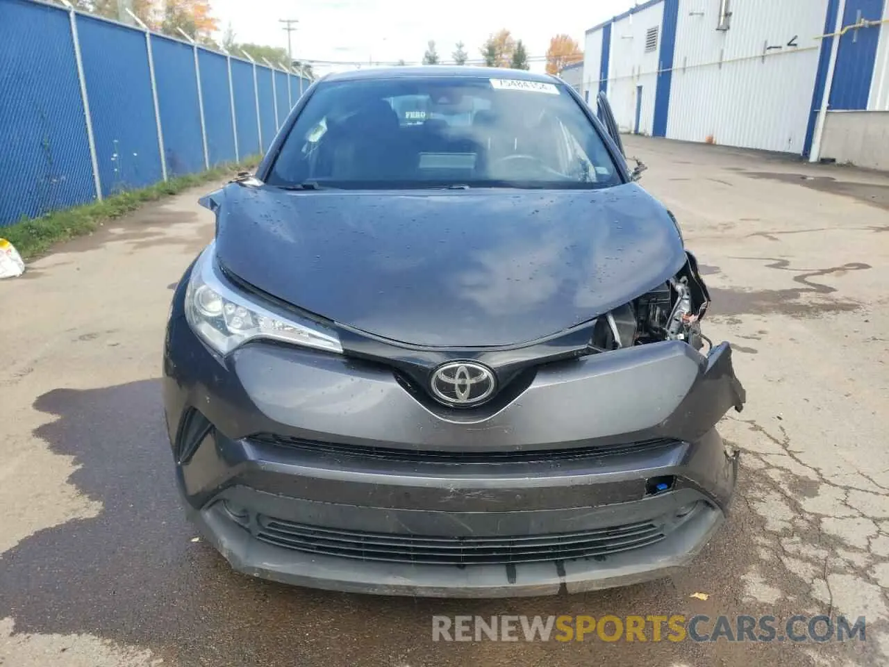 5 fotografías del automóvil dañado NMTKHMBX2KR065465 TOYOTA C-HR 2019