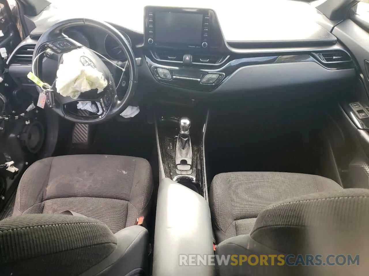 8 fotografías del automóvil dañado NMTKHMBX2KR065465 TOYOTA C-HR 2019