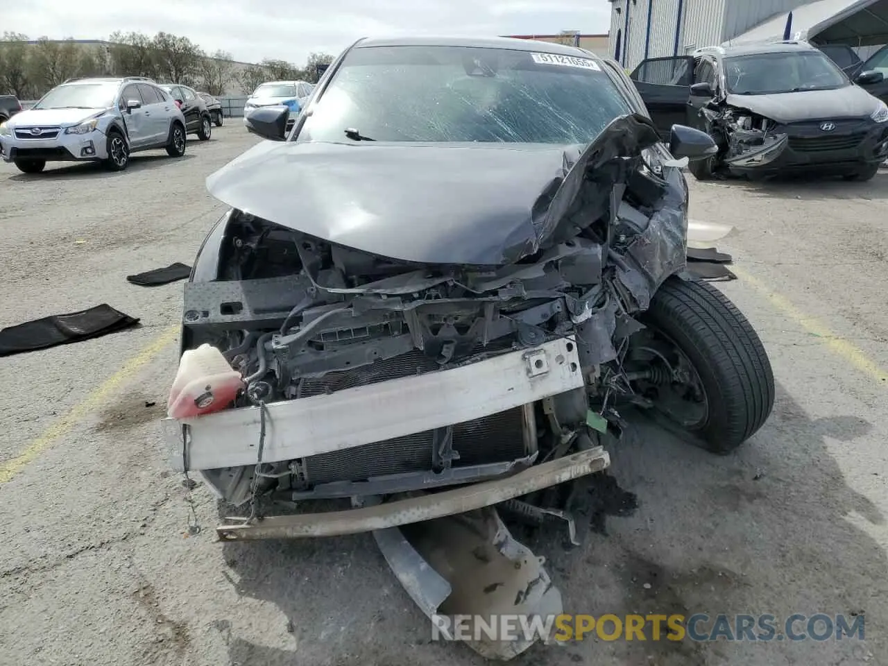 5 fotografías del automóvil dañado NMTKHMBX2KR096795 TOYOTA C-HR 2019
