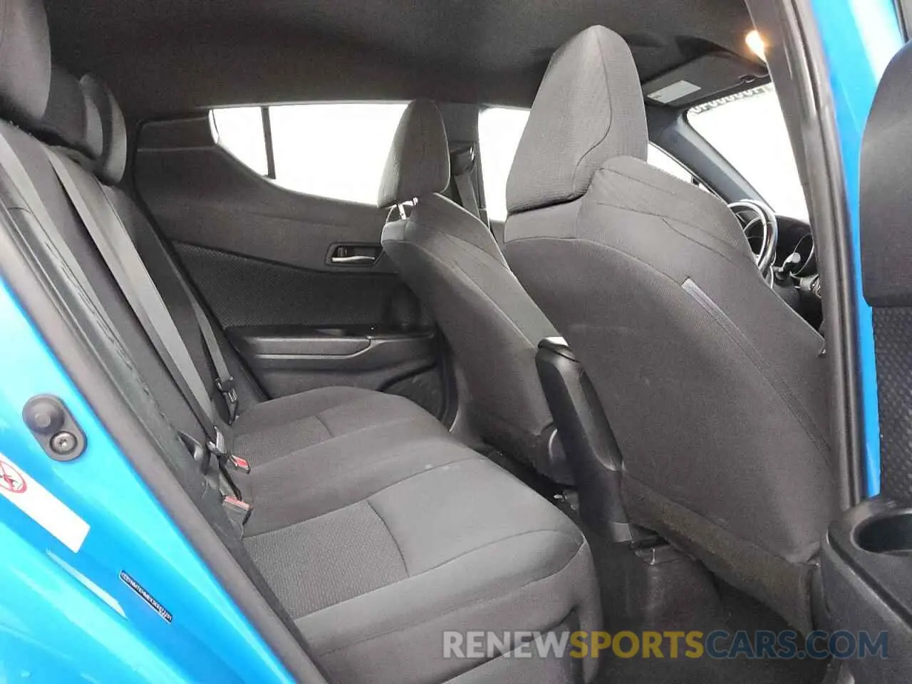 10 fotografías del automóvil dañado NMTKHMBX3KR072201 TOYOTA C-HR 2019