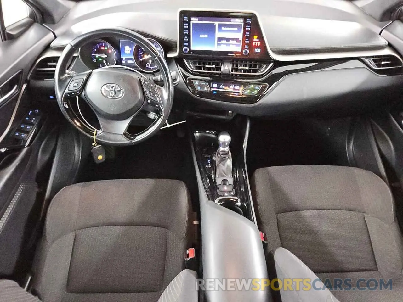 8 fotografías del automóvil dañado NMTKHMBX3KR072201 TOYOTA C-HR 2019