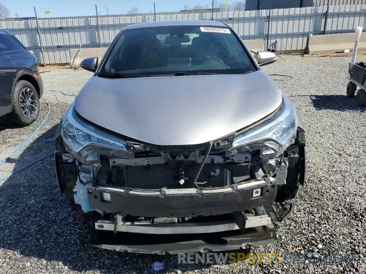 5 fotografías del automóvil dañado NMTKHMBX3KR098328 TOYOTA C-HR 2019
