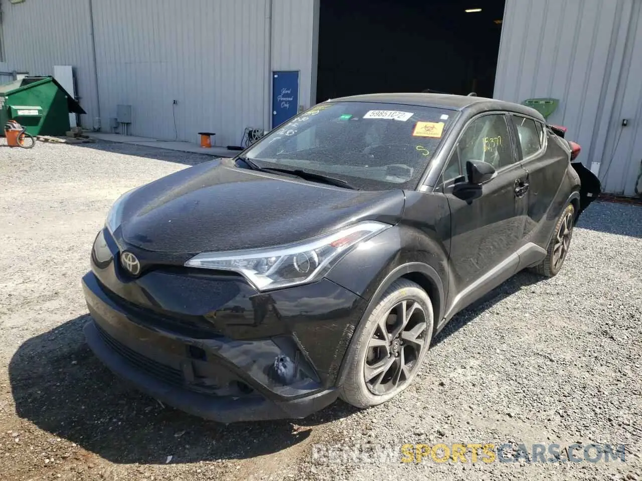 2 fotografías del automóvil dañado NMTKHMBX4KR067685 TOYOTA C-HR 2019